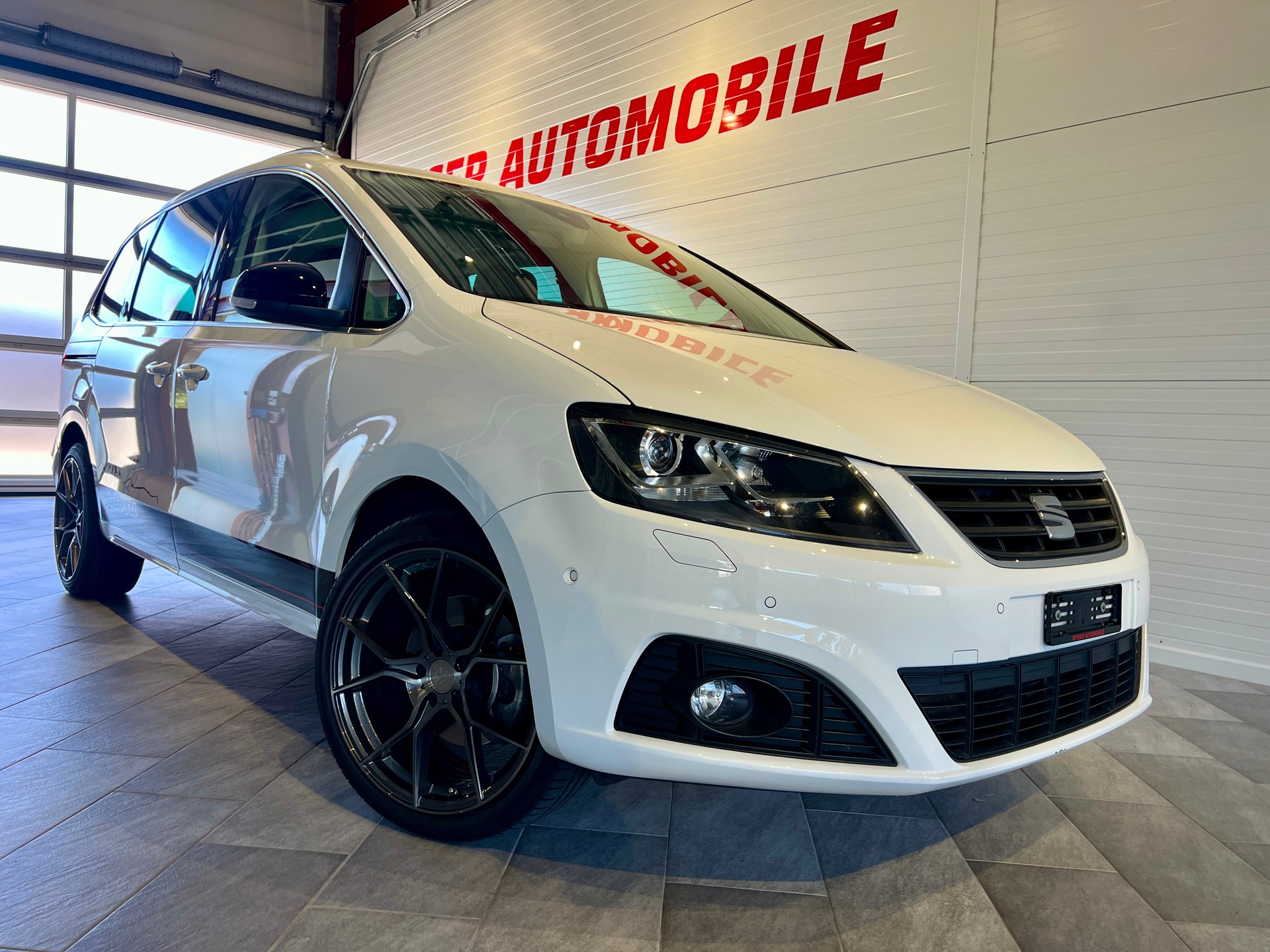 SEAT Alhambra 2.0 TDI 4Drive 20 Years *AROSA EDITION*-showroom-element-1