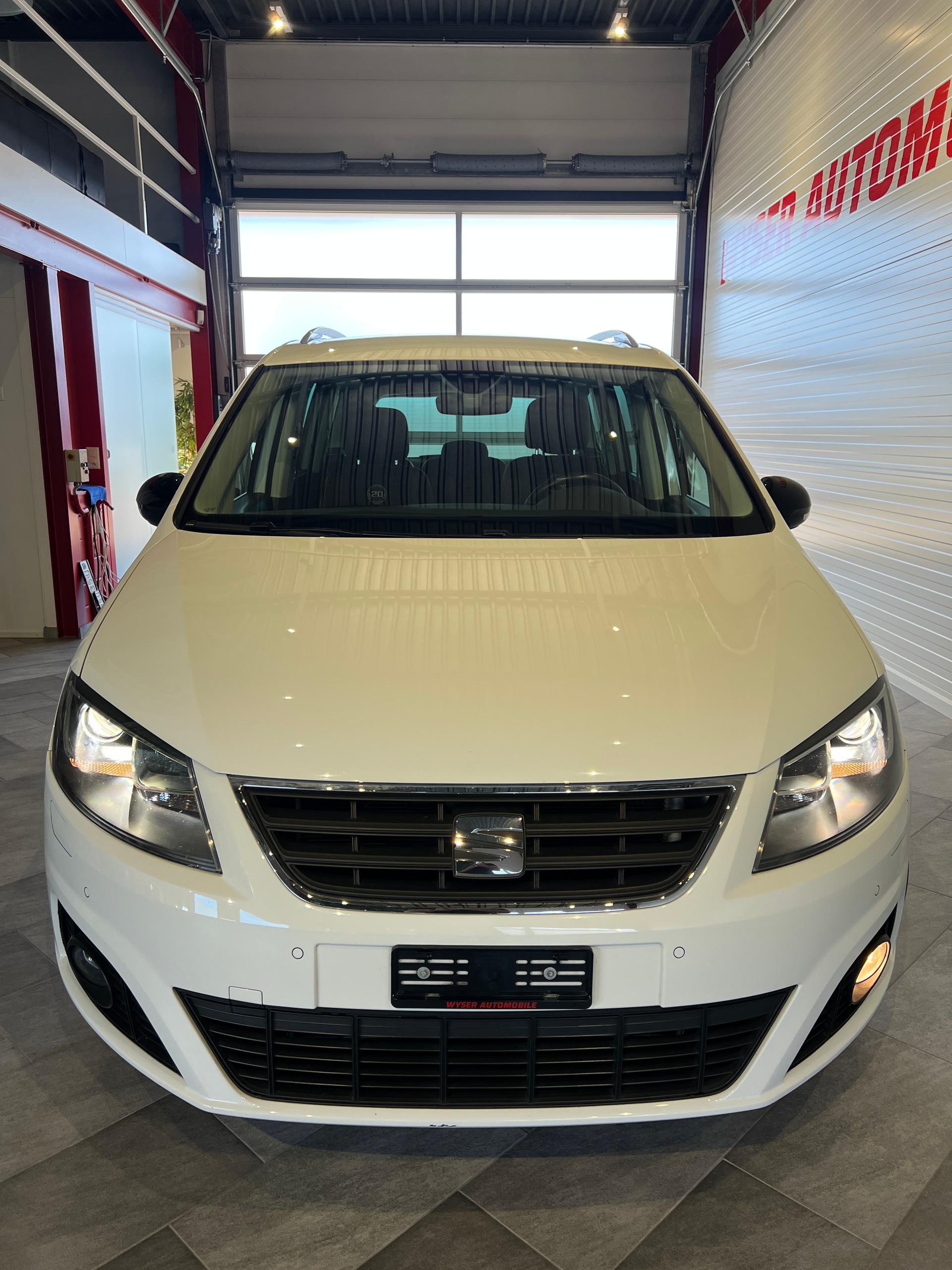 SEAT Alhambra 2.0 TDI 4Drive 20 Years *AROSA EDITION*-showroom-element-3
