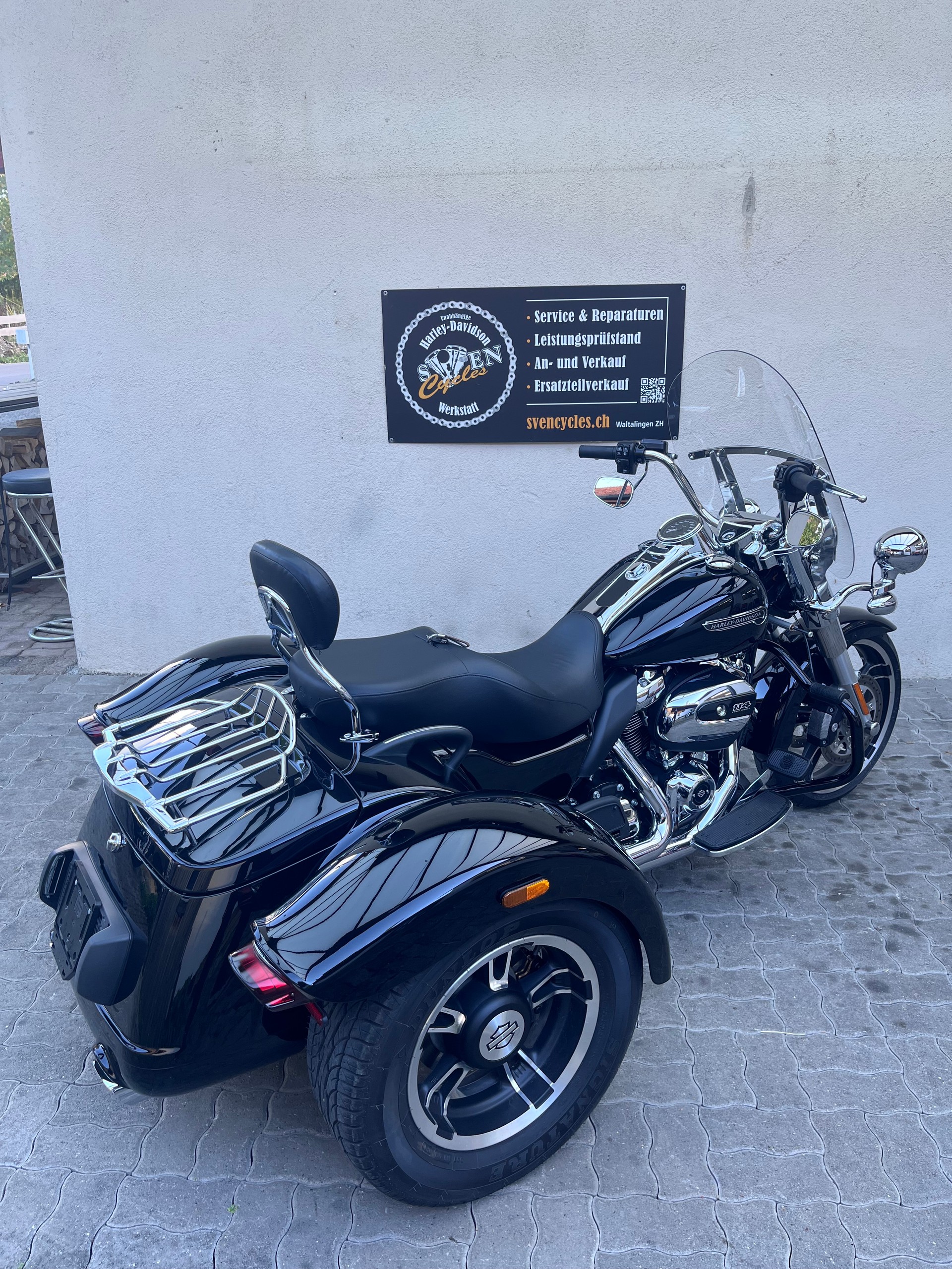 HARLEY-DAVIDSON FLRT Freewheeler 114-image-6