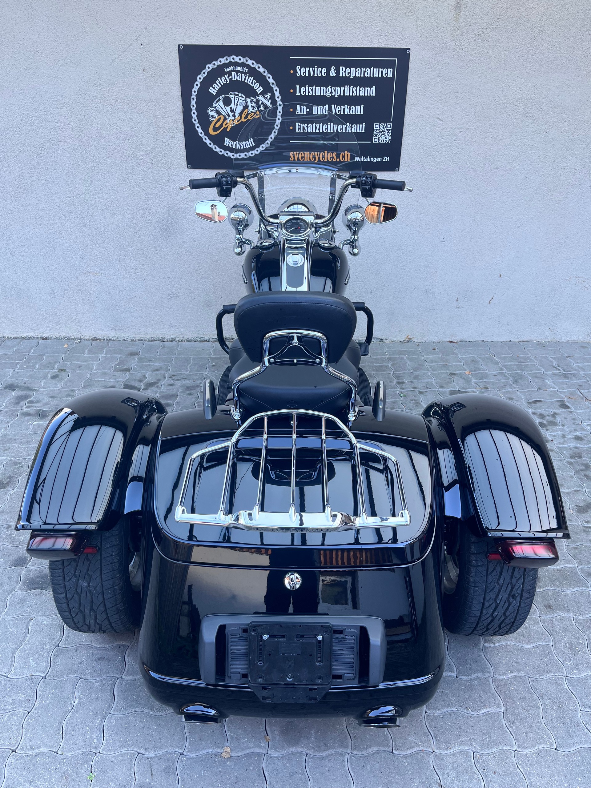 HARLEY-DAVIDSON FLRT Freewheeler 114-image-5