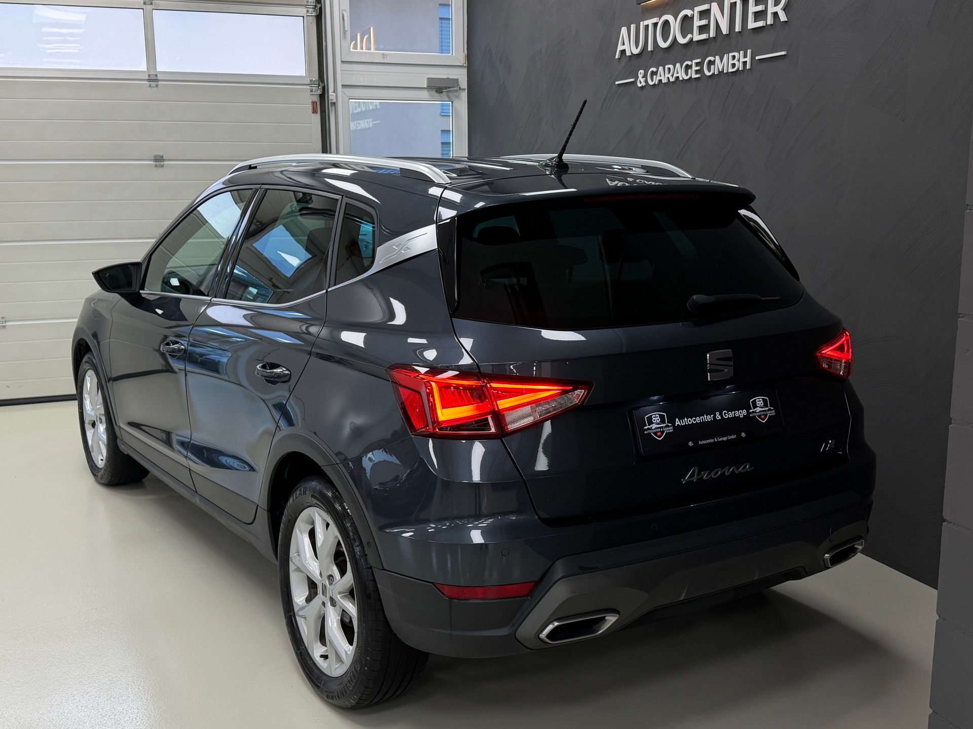 SEAT Arona 1.0 TSI Eco Hola FR DSG °° 5 Jahre / 100'000 KM Werksgarantie °°-image-6