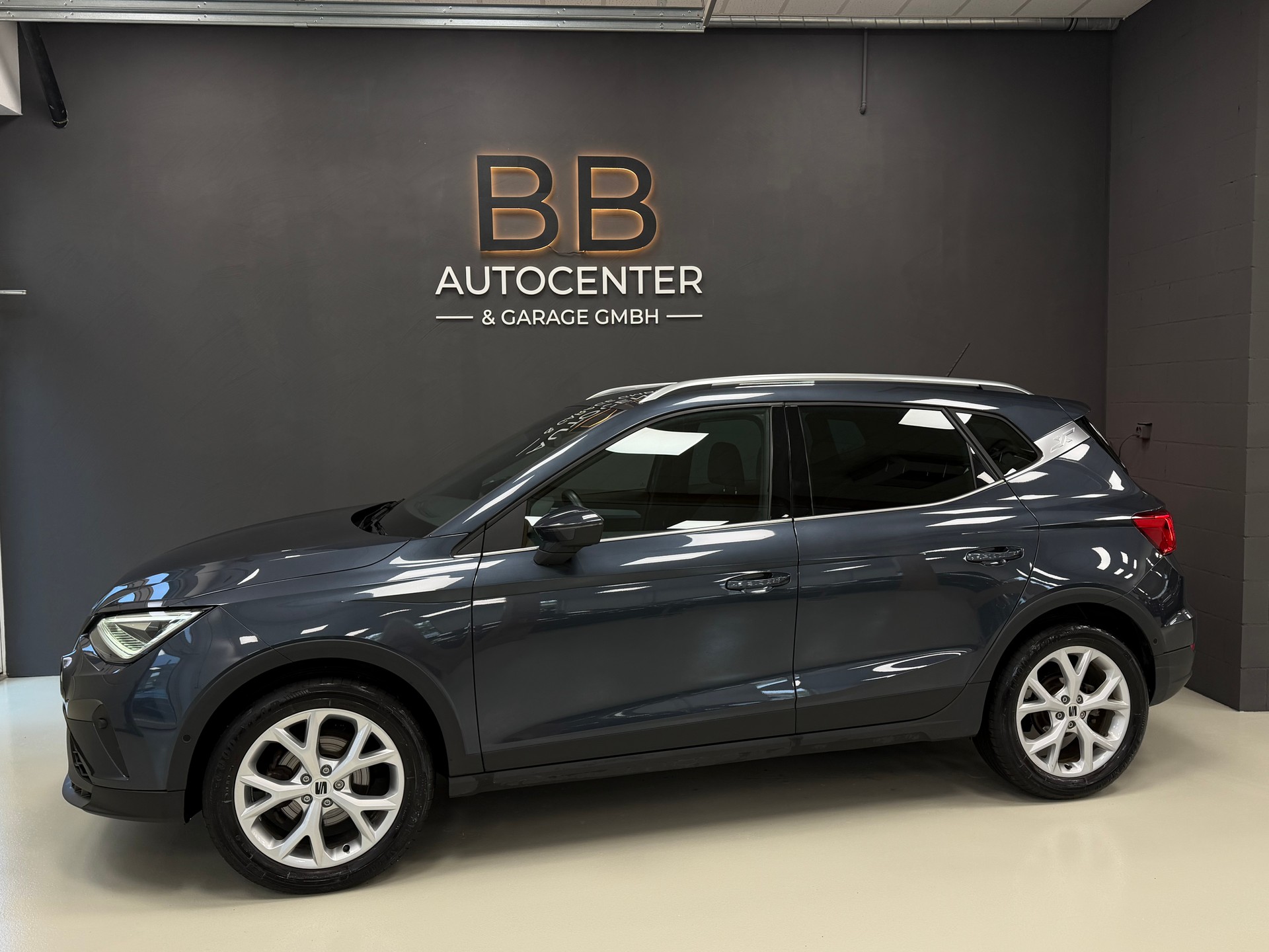SEAT Arona 1.0 TSI Eco Hola FR DSG °° 5 Jahre / 100'000 KM Werksgarantie °°-showroom-element-2