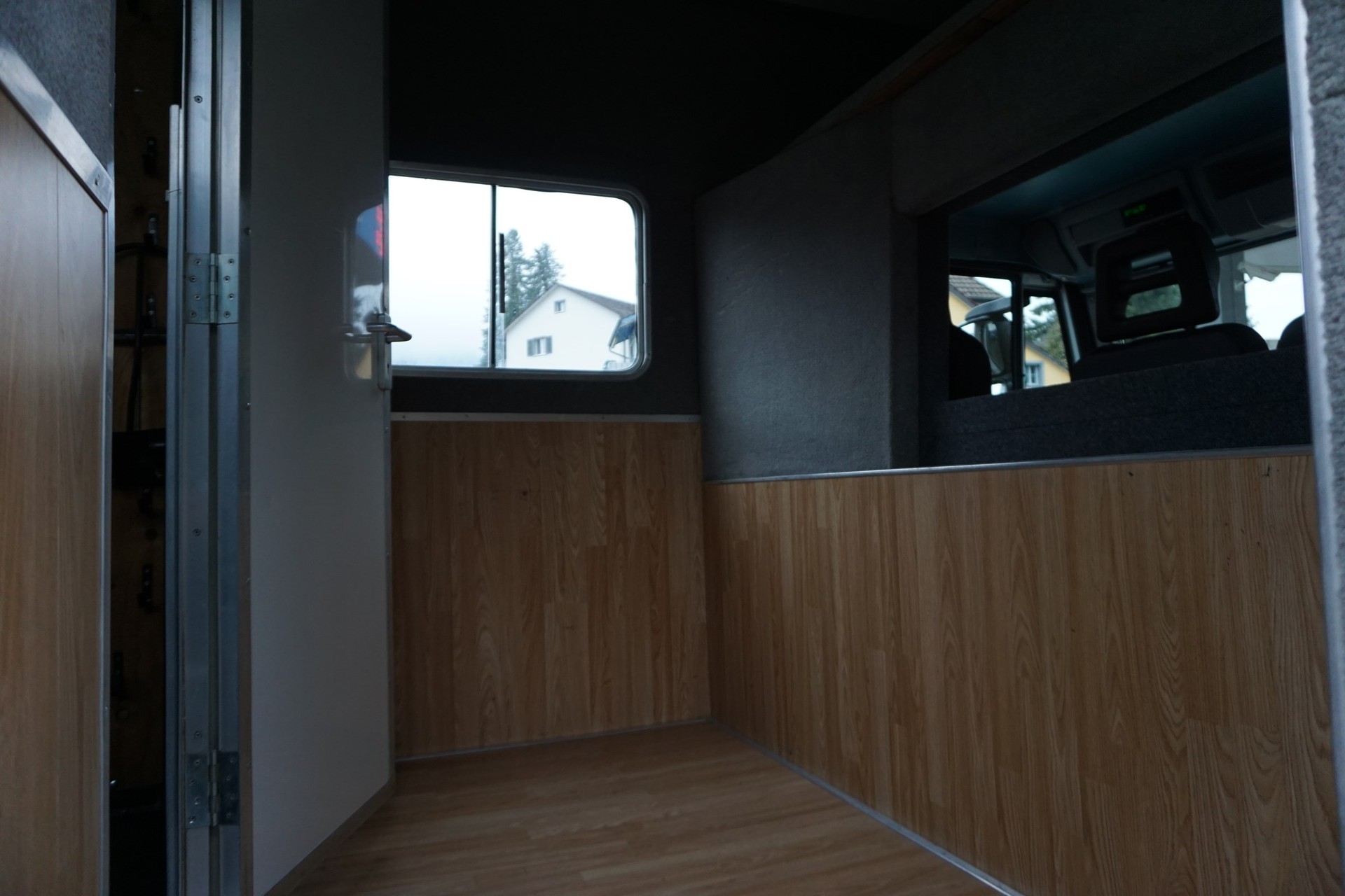 IVECO EUROCARGO 80-190 PFERDETRANSPORTER-image-11