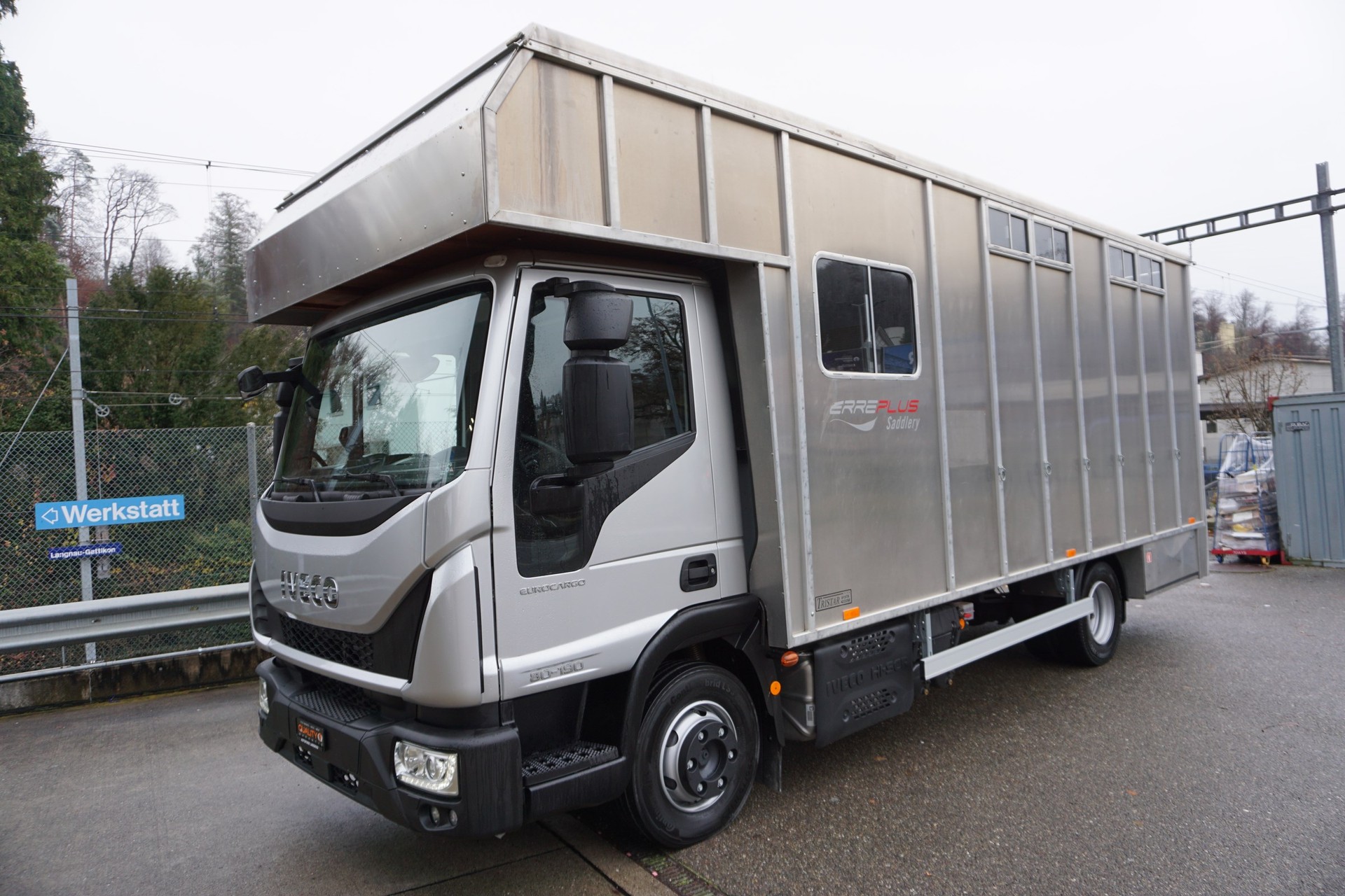 IVECO EUROCARGO 80-190 PFERDETRANSPORTER