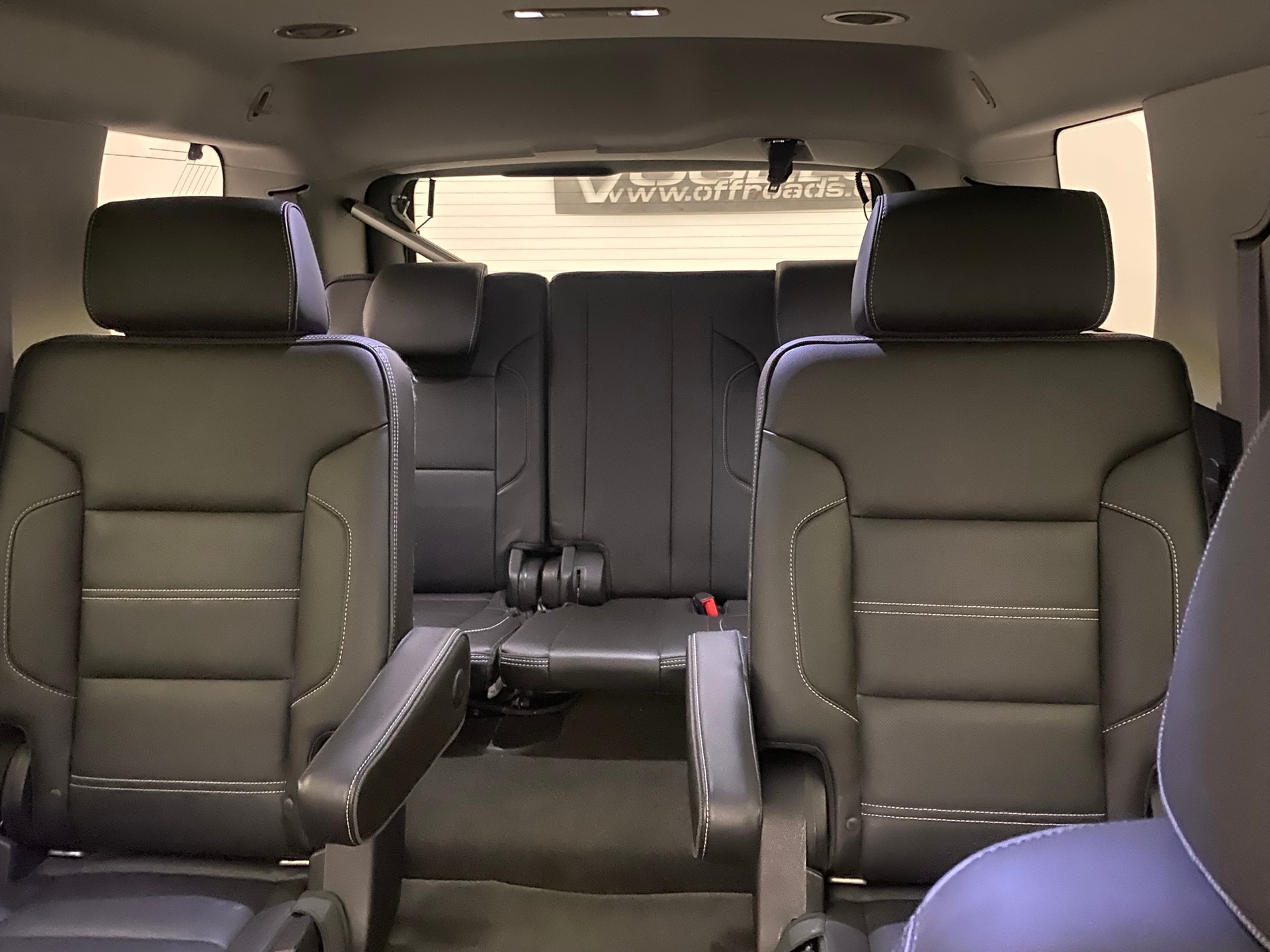 GMC Yukon Denali 6.2-image-10