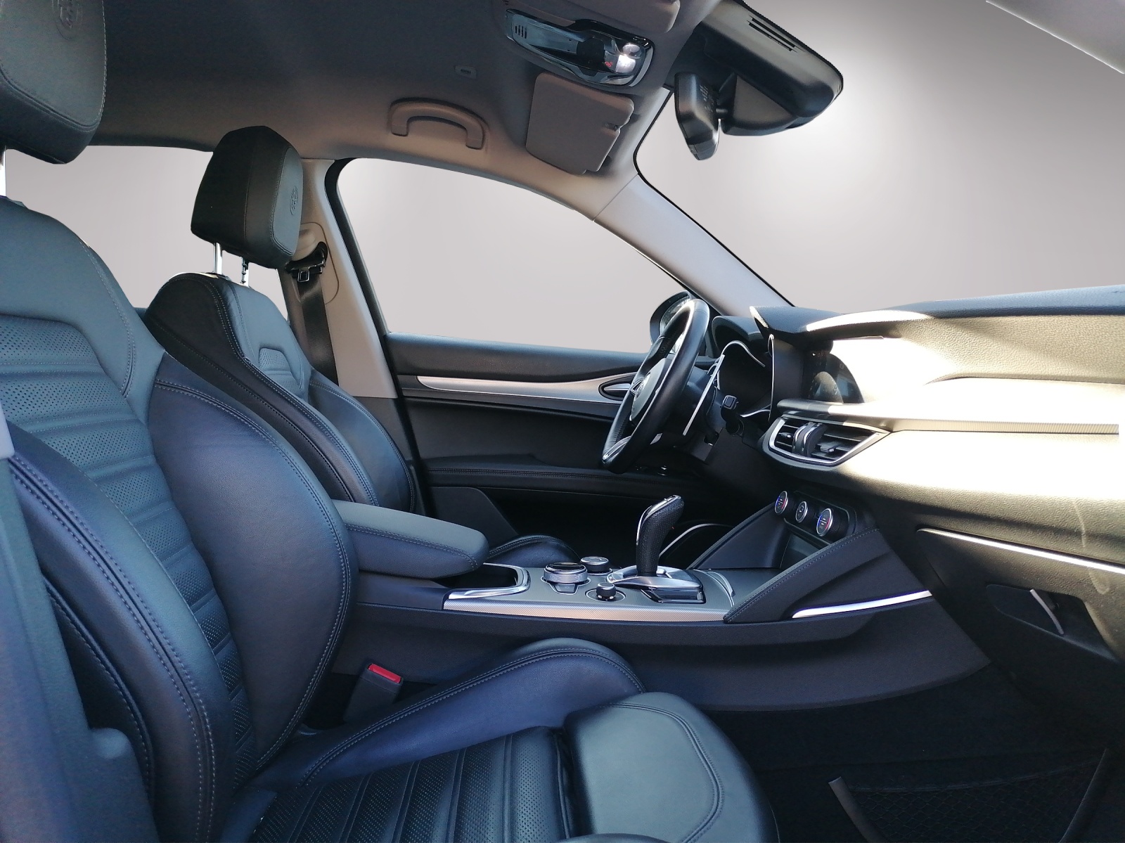 ALFA ROMEO Stelvio 2.0 Q4 Sprint-image-5