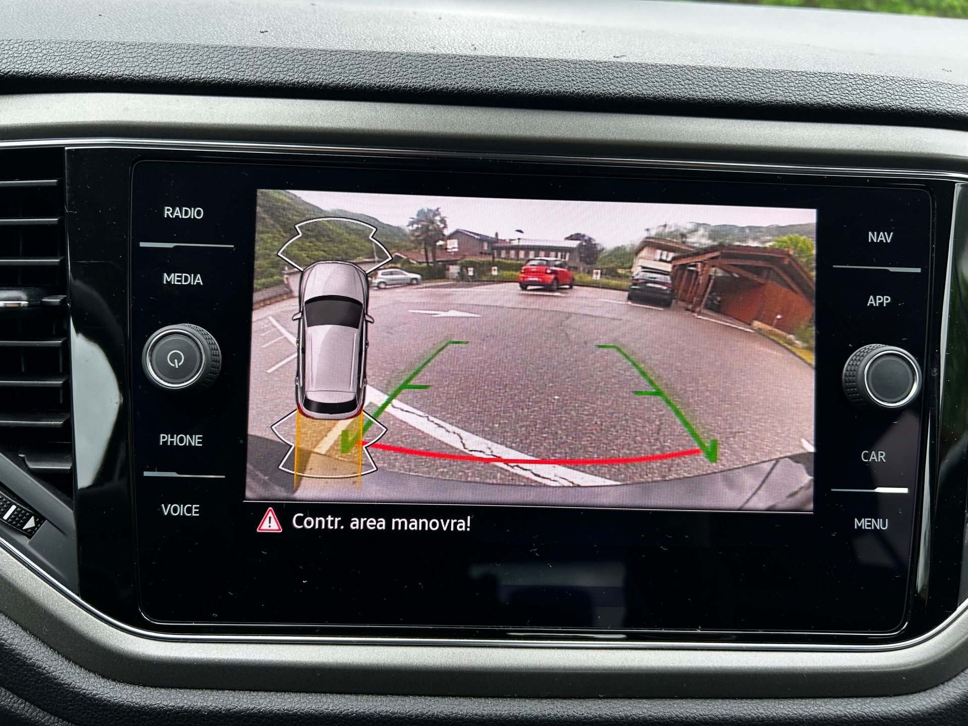VW T-Roc 1.5 TSI EVO Advance DSG-image-12