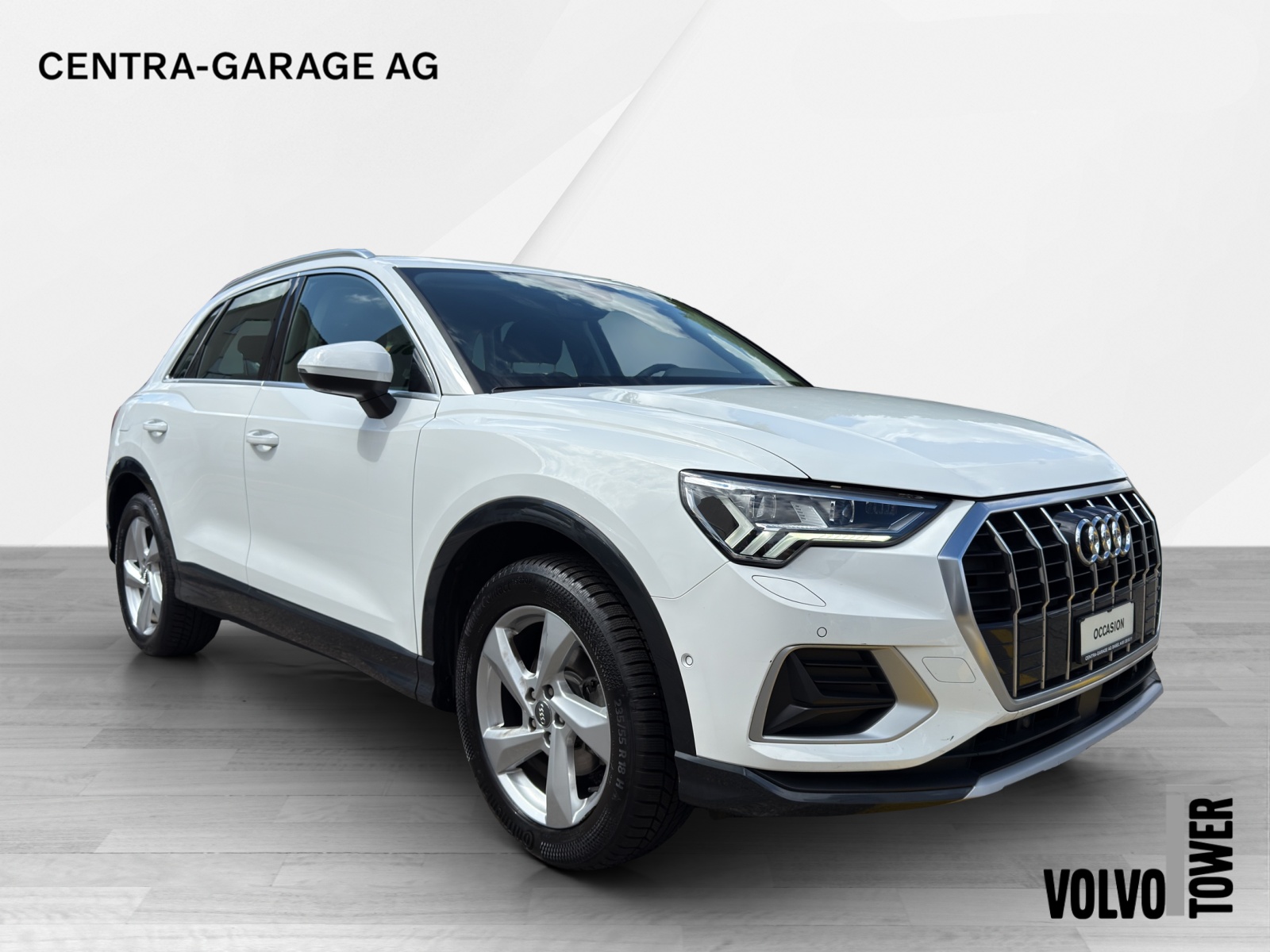 AUDI Q3 35 TFSI advanced S-tronic-showroom-element-3