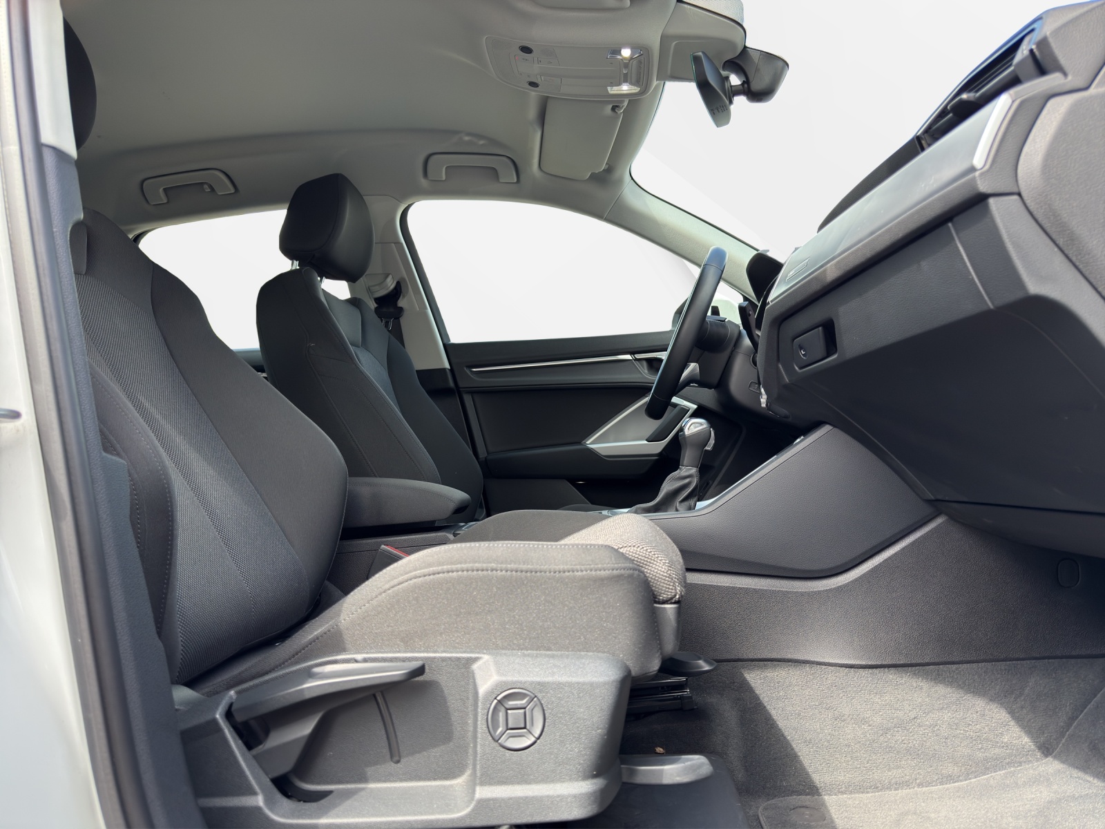 AUDI Q3 35 TFSI advanced S-tronic-image-11