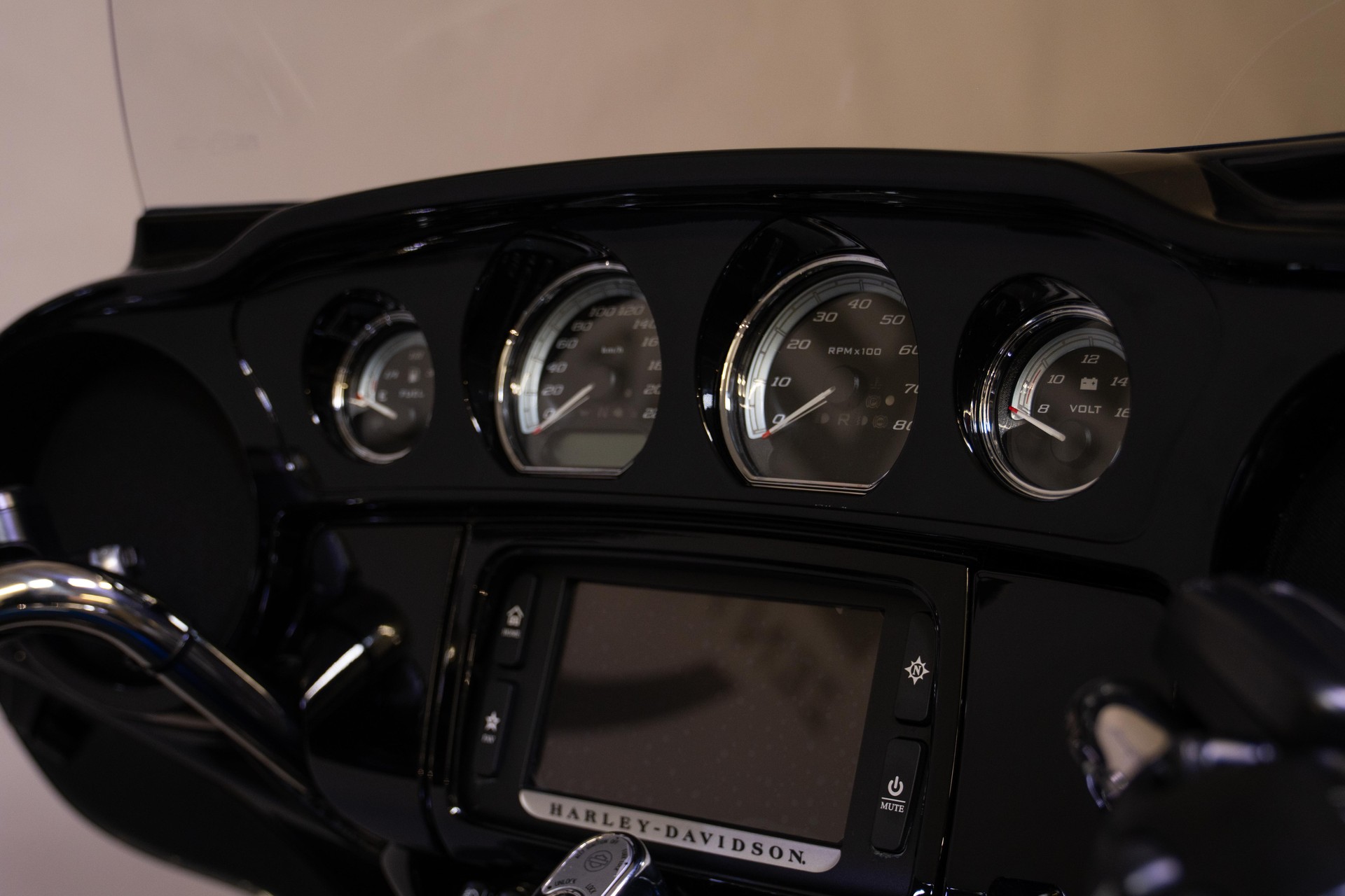 HARLEY-DAVIDSON FLHTK Electra Glide Ultra Limited 107 ABS-image-7
