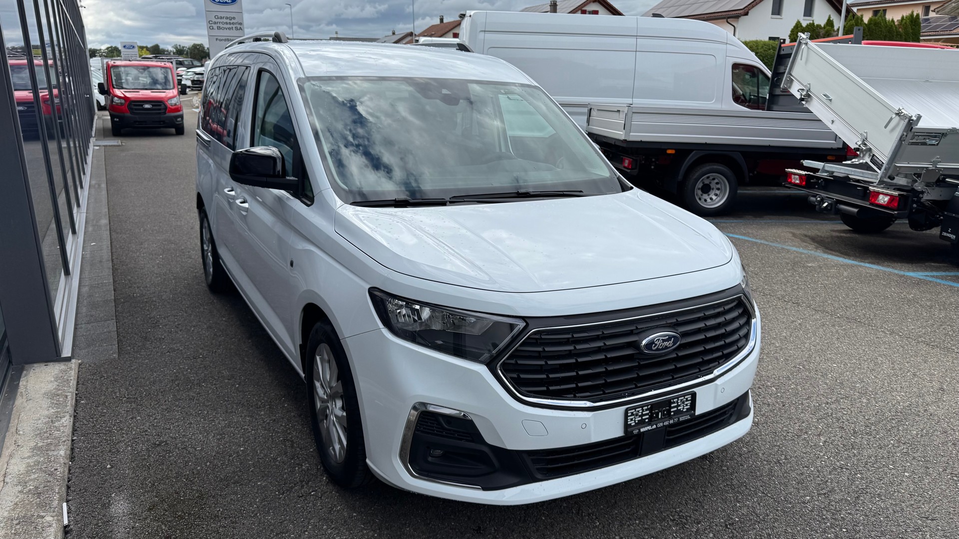 FORD TOURNEO CONNECT Grand 2.0 EcoB Titanium/122CV/Aut.-image-6