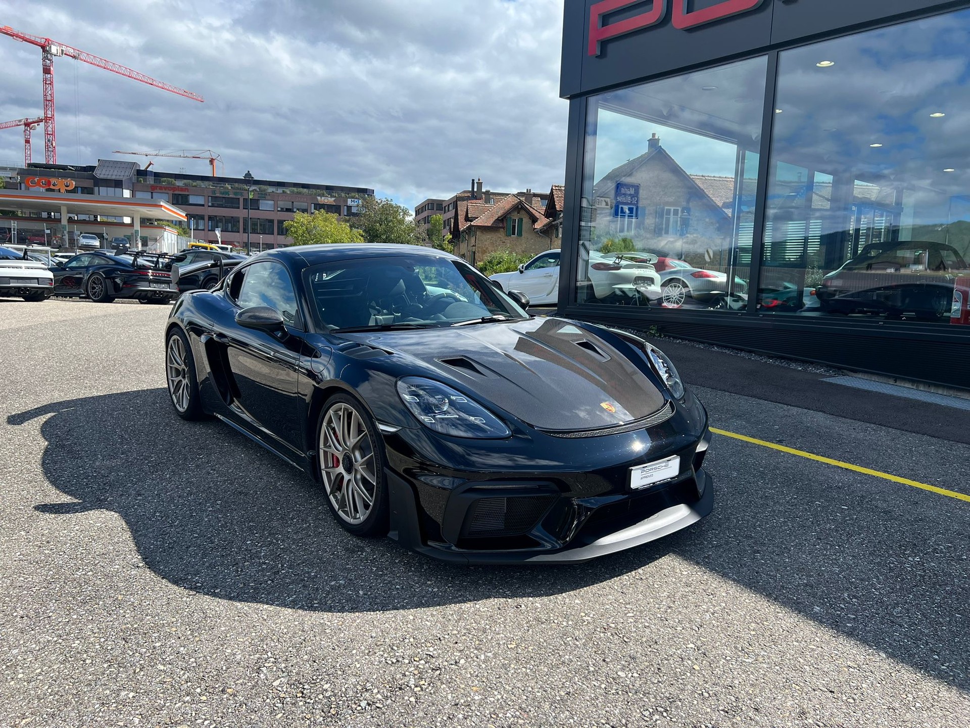PORSCHE 718 Cayman GT4 RS PDK-showroom-element-1