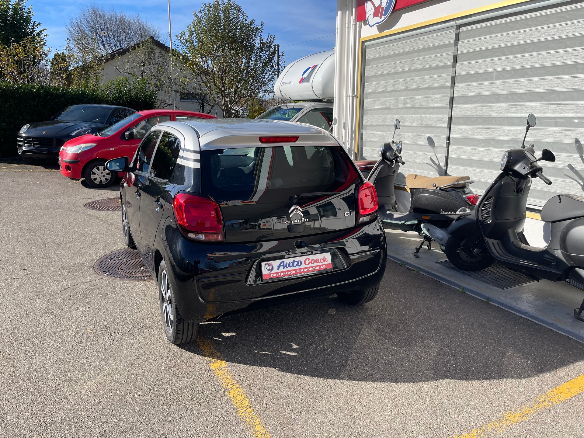 CITROEN C1 1.2 VTi Shine Edition-image-8