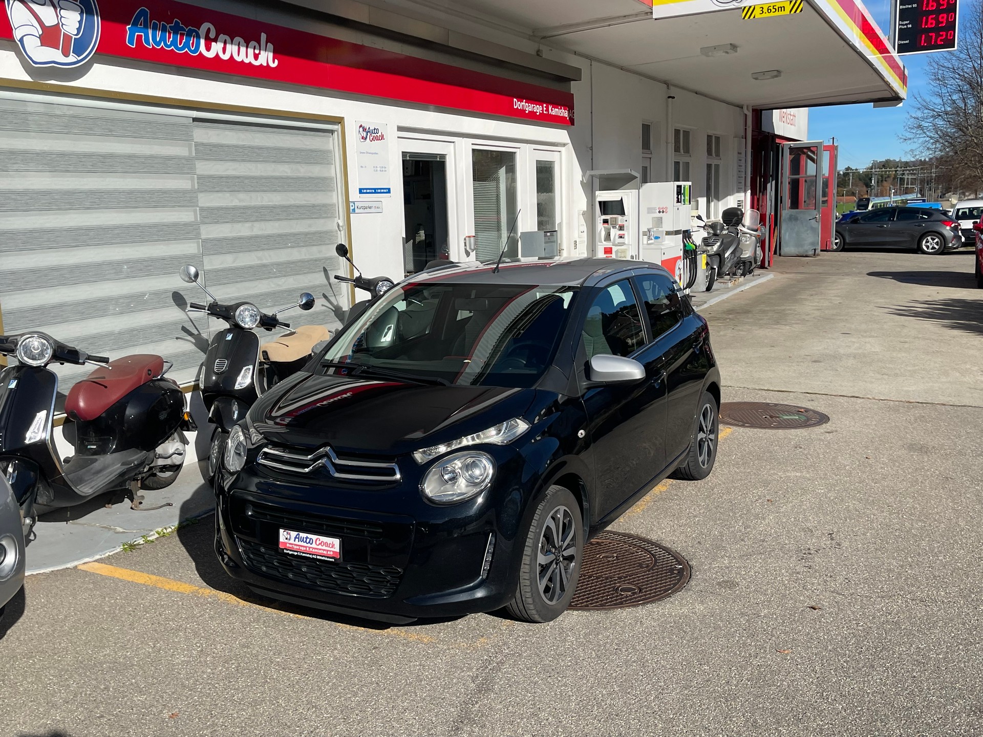 CITROEN C1 1.2 VTi Shine Edition-image-11