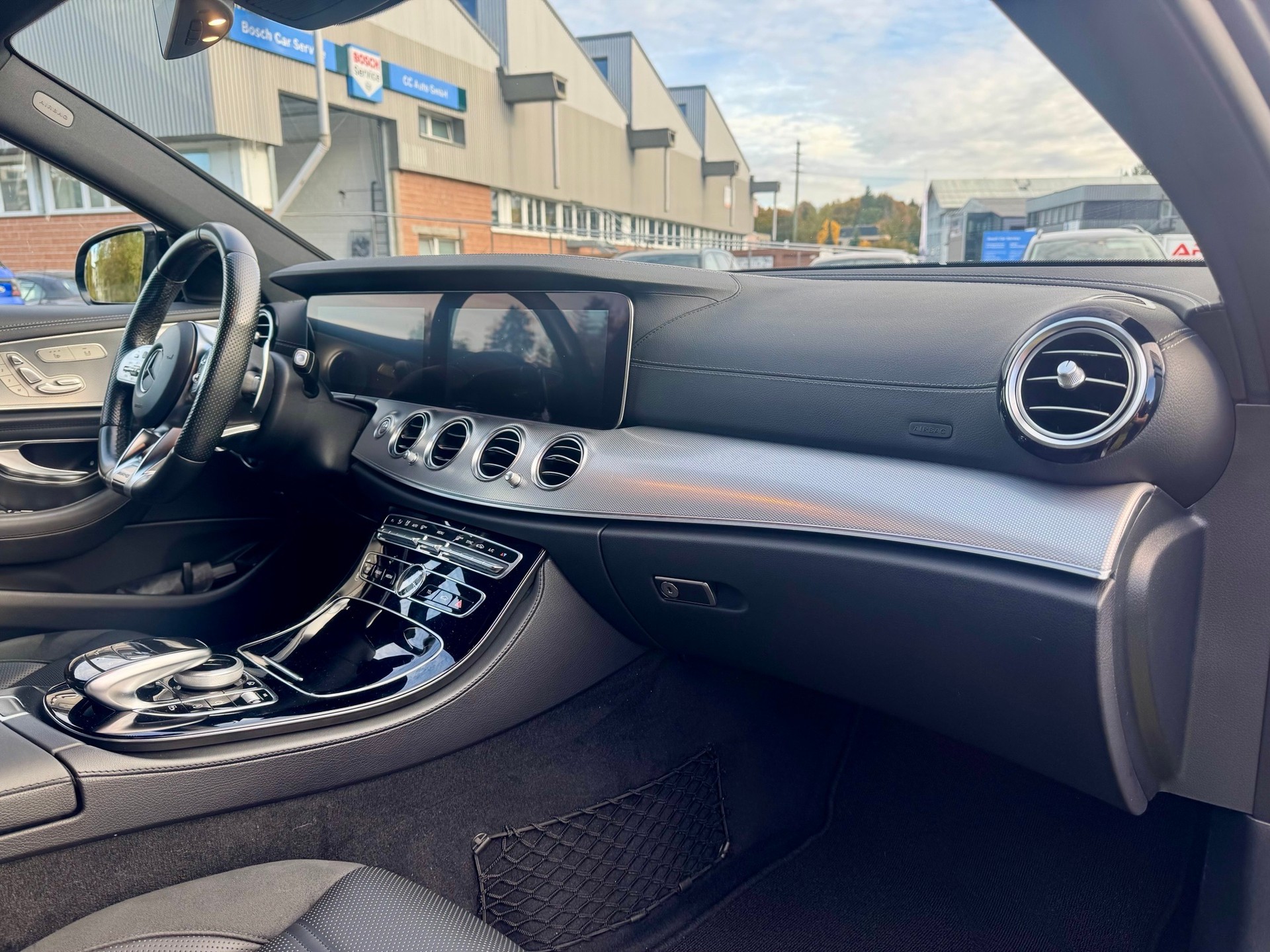 MERCEDES-BENZ E 53 AMG 4Matic 9G-Tronic-image-9