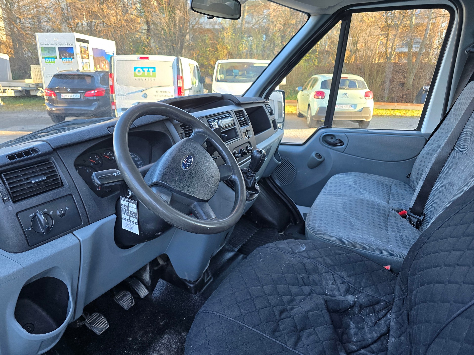 FORD Transit 2.2 TDCi 300 S-image-7