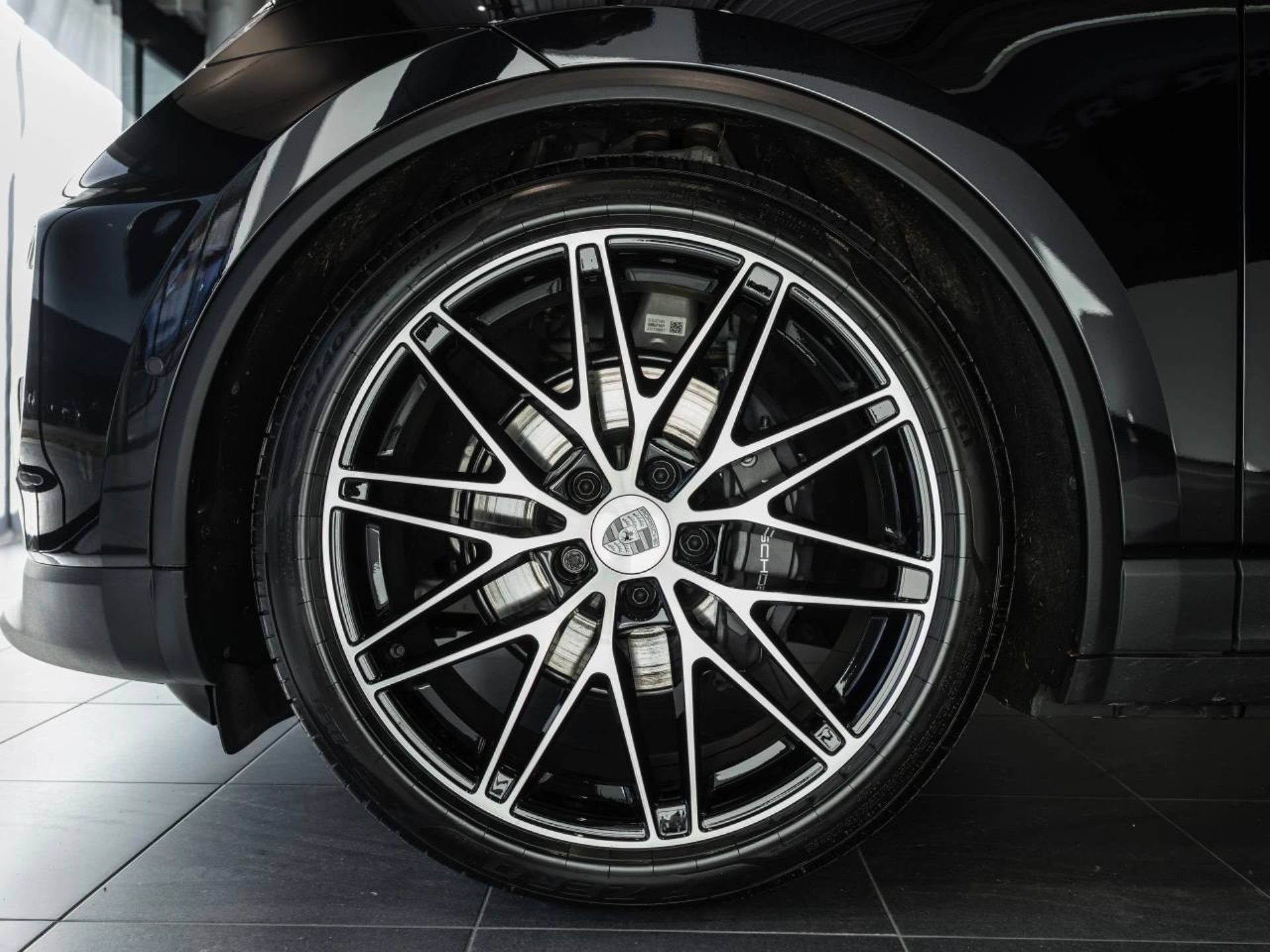 PORSCHE Macan 4-image-31