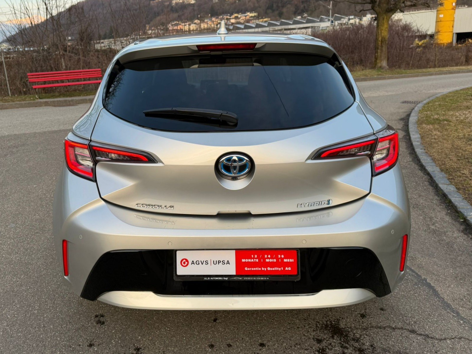 TOYOTA Corolla 1.8 HSD Comfort e-CVT-image-5