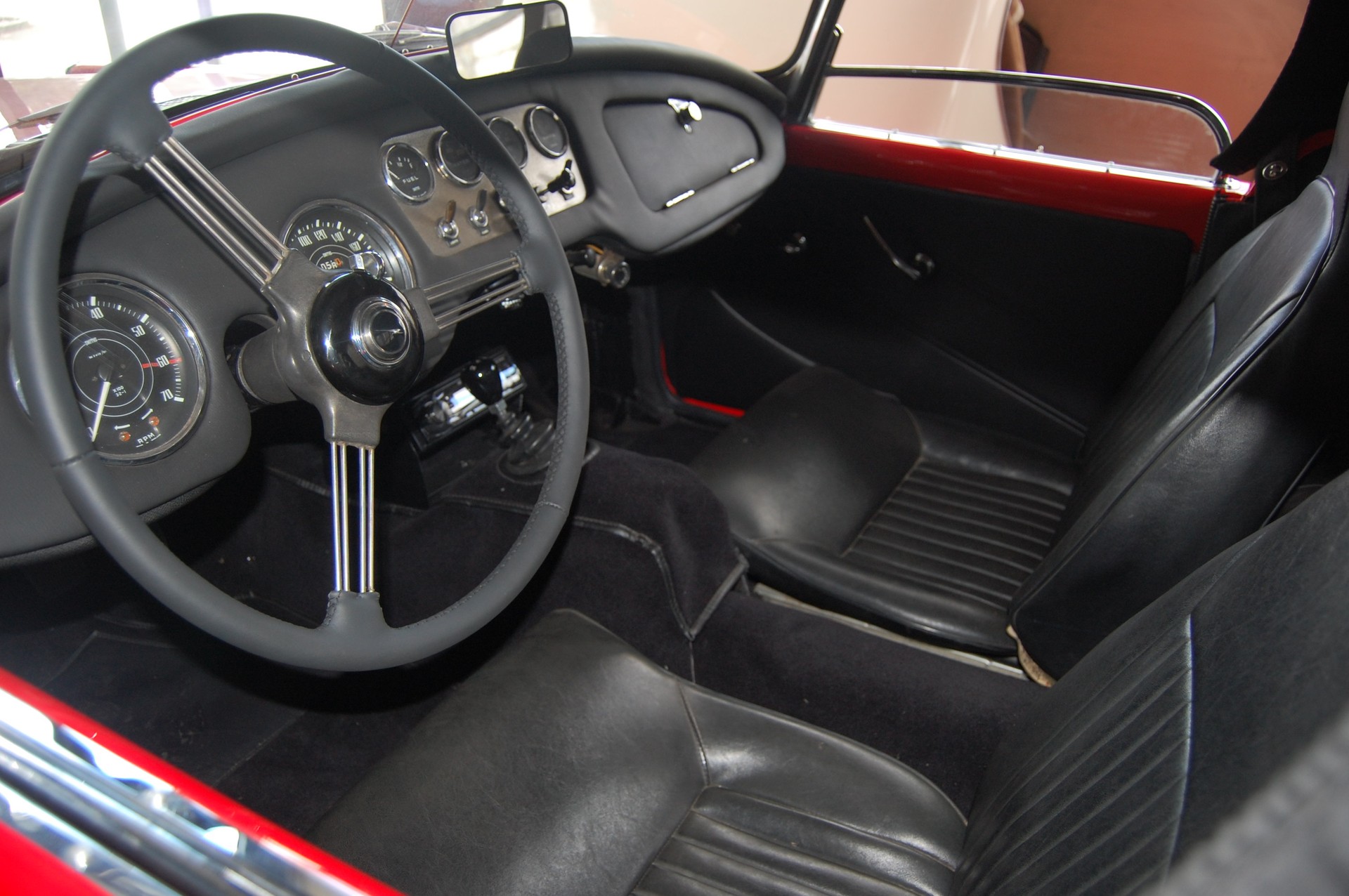 DAIMLER SP 250-image-5