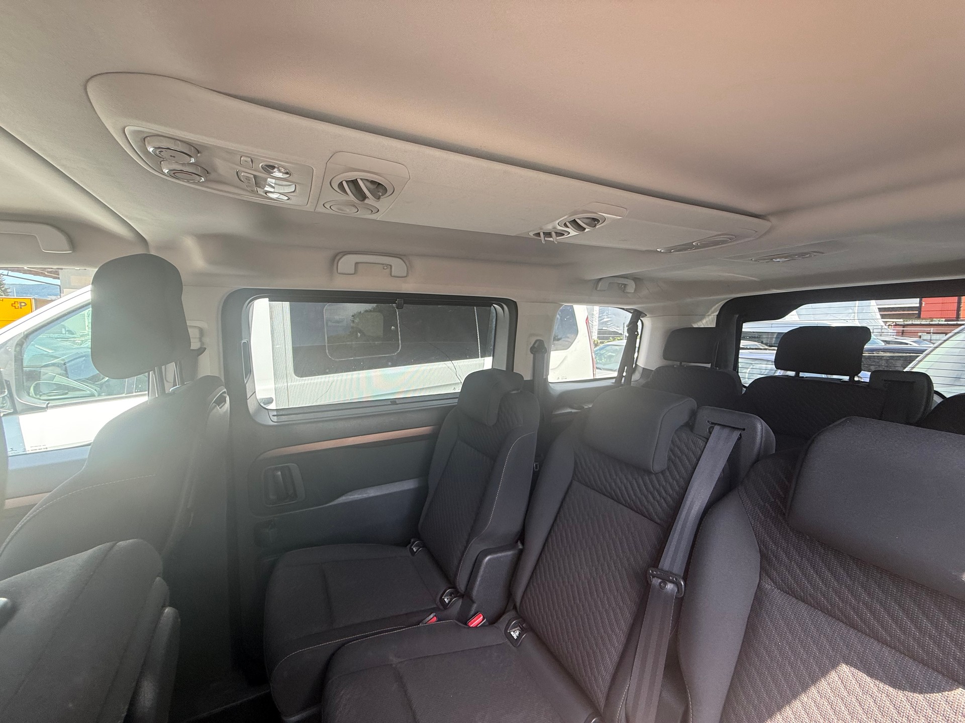 TOYOTA Proace Verso 2.0 D-4D VIP L1 Automatic 8 PLATZ-image-15