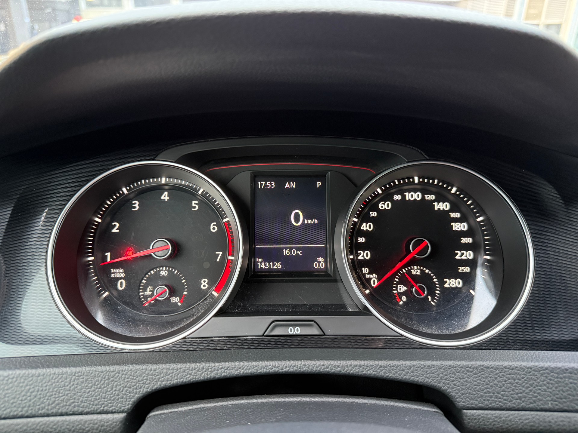 VW Golf 2.0 TSI GTI DSG *FRISCH AB MFK* ALU* XENON*DOTZ 19" ALU*-image-21