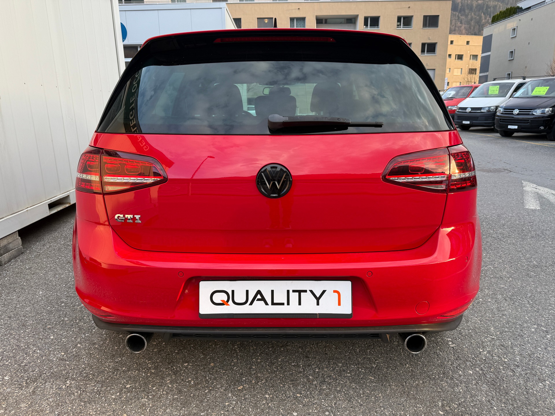VW Golf 2.0 TSI GTI DSG *FRISCH AB MFK* ALU* XENON*DOTZ 19" ALU*-image-5