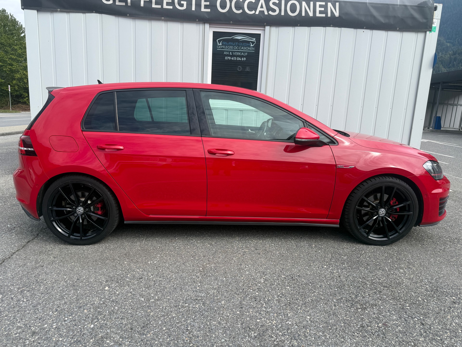 VW Golf 2.0 TSI GTI DSG *FRISCH AB MFK* ALU* XENON*8-FACH ALU*-showroom-element-2