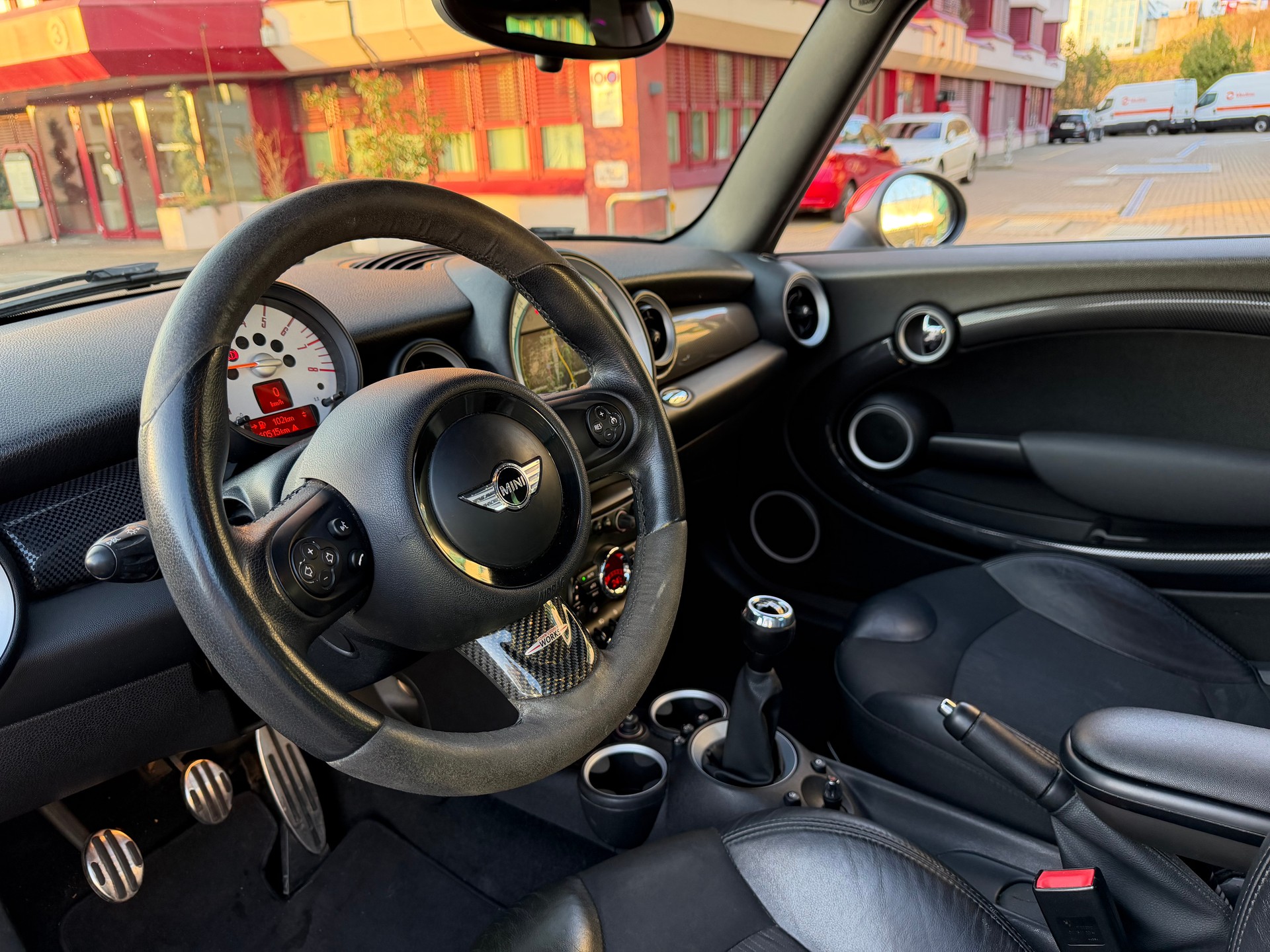 MINI Cooper S-image-10