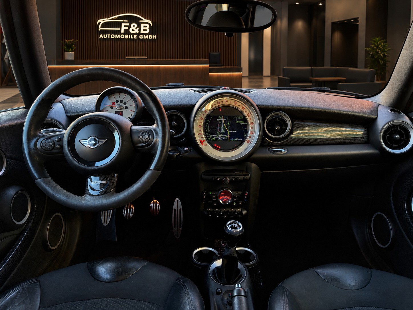 MINI Cooper S-image-8