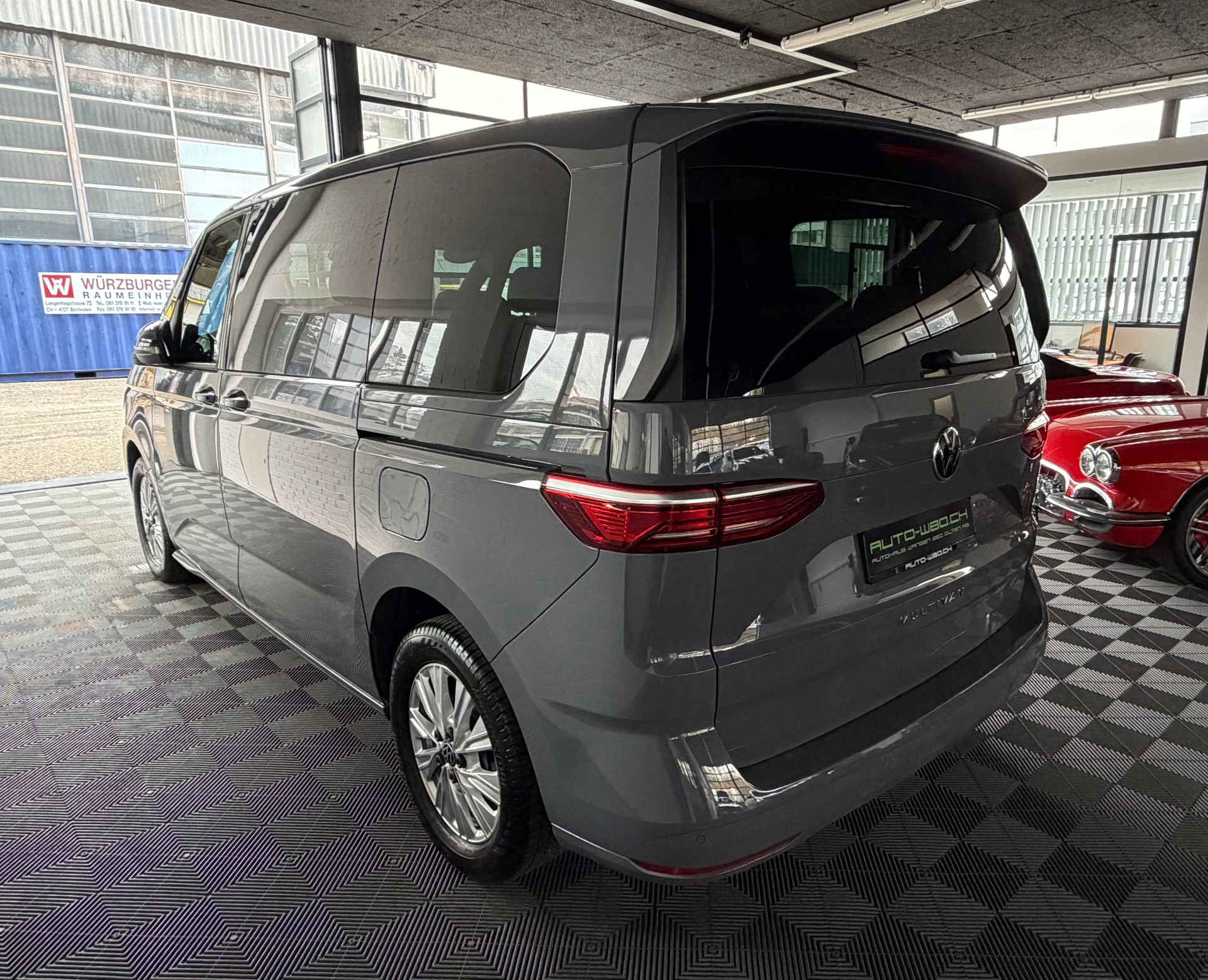 VW Multivan 2.0 TDI 150 PS DSG-image-4