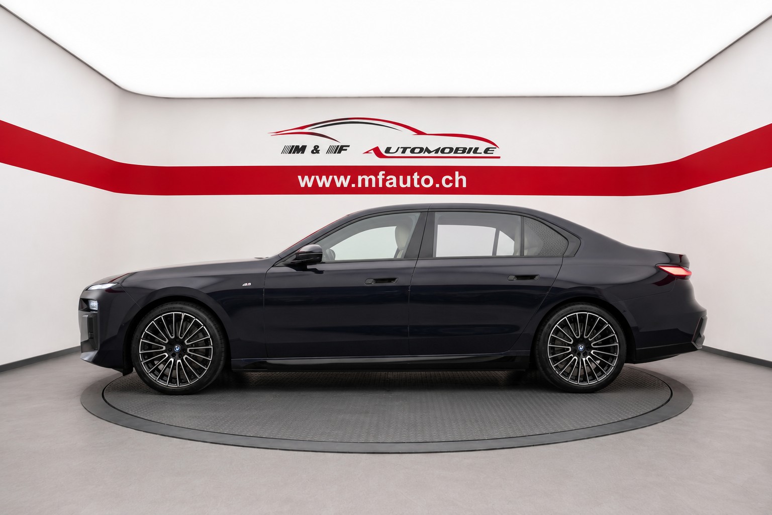 BMW 750e xDrive CH FAHRZEUG-showroom-element-2