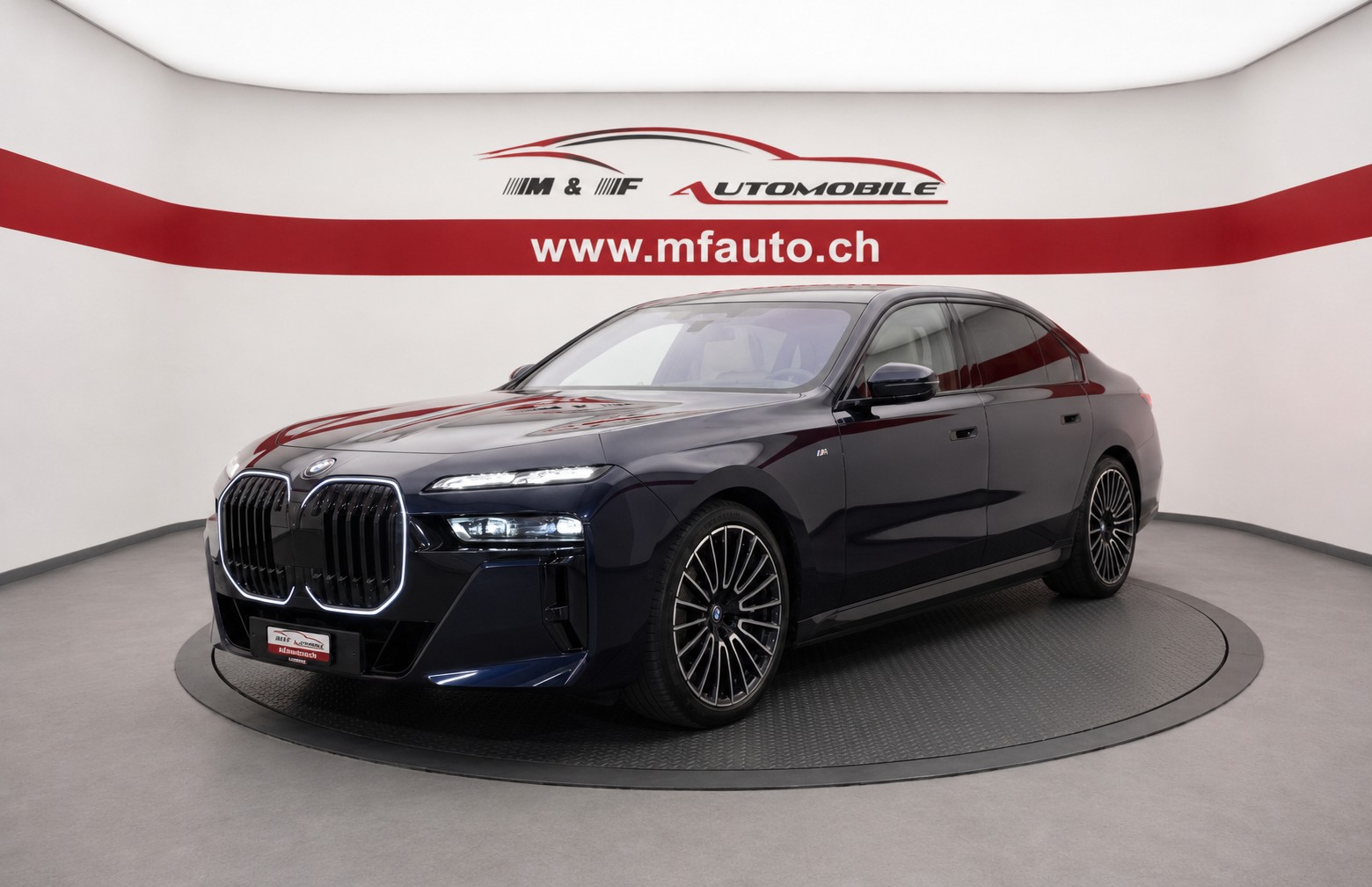 BMW 750e xDrive CH FAHRZEUG