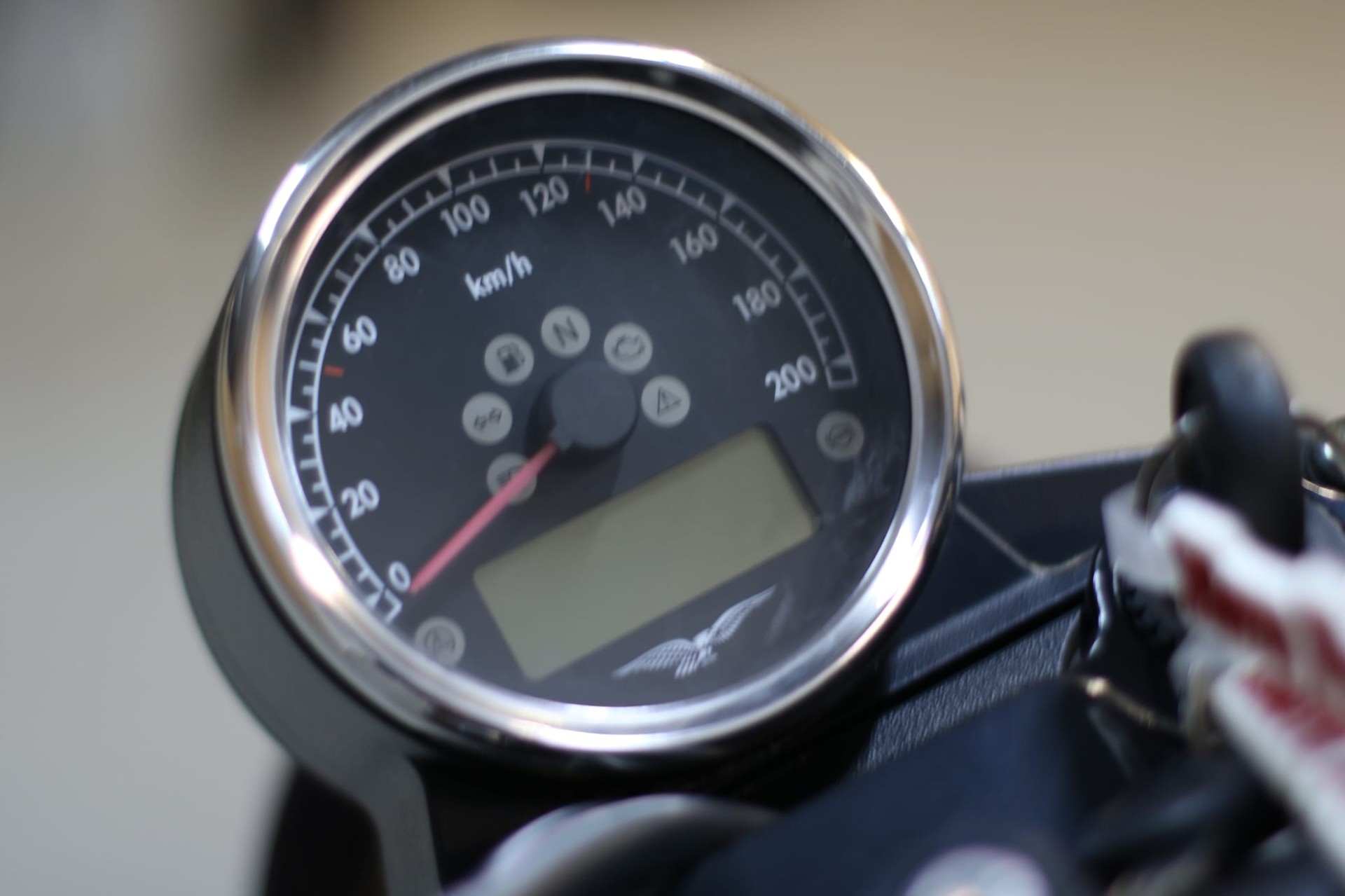 MOTO GUZZI V7 III Stone 750 ABS Night Pack-image-4