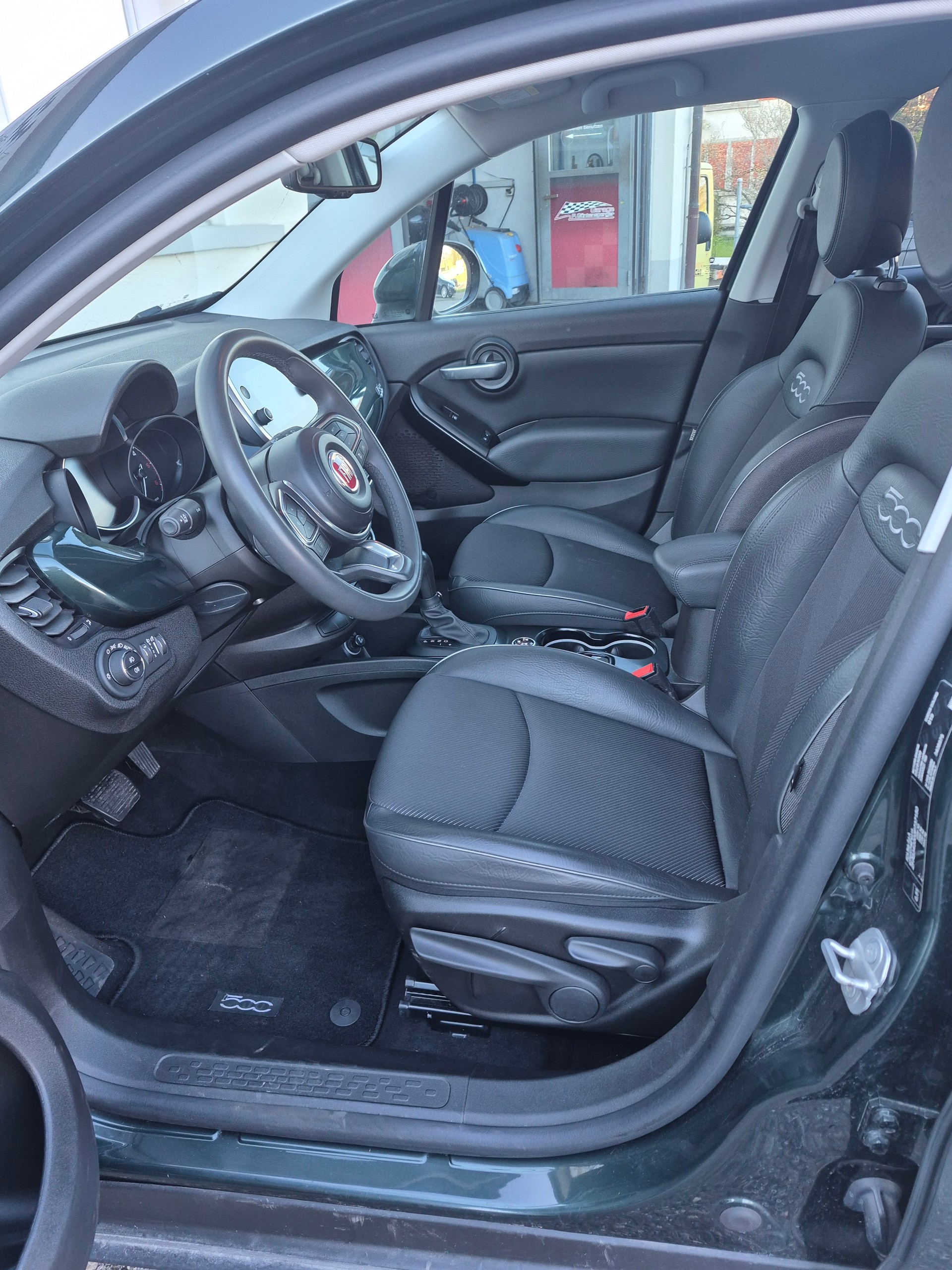 FIAT 500X 2.0MJ Cross 4x4 Automatic-image-11