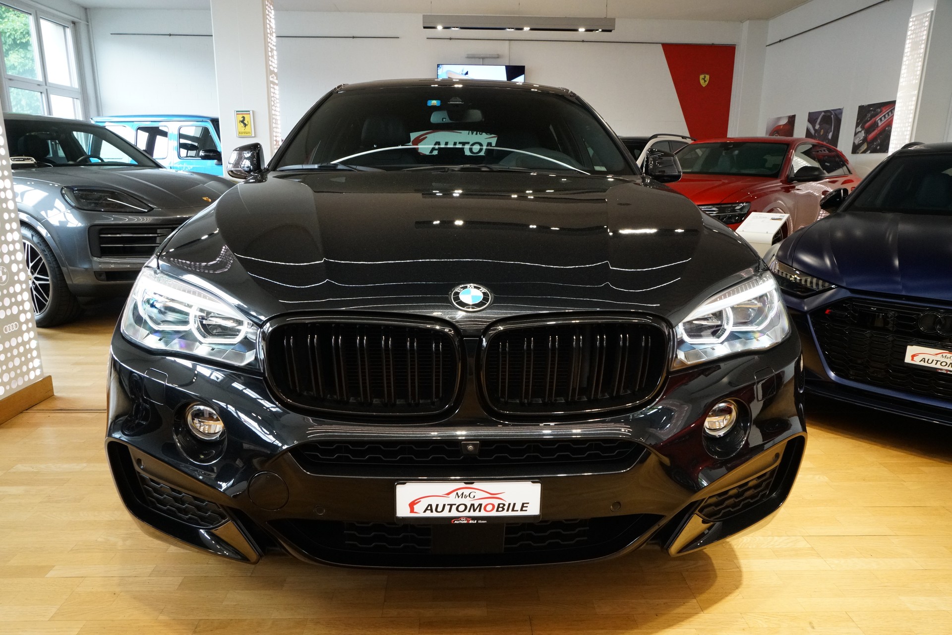BMW X6 xDrive 40d Steptronic M-Sportpaket-showroom-element-1