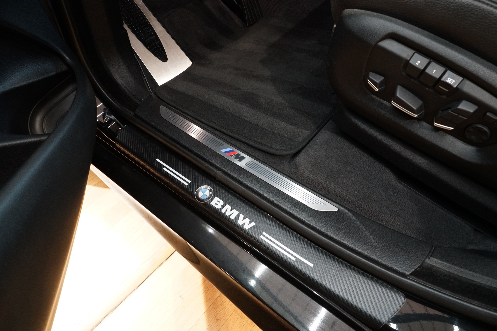 BMW X6 xDrive 40d Steptronic M-Sportpaket-image-16
