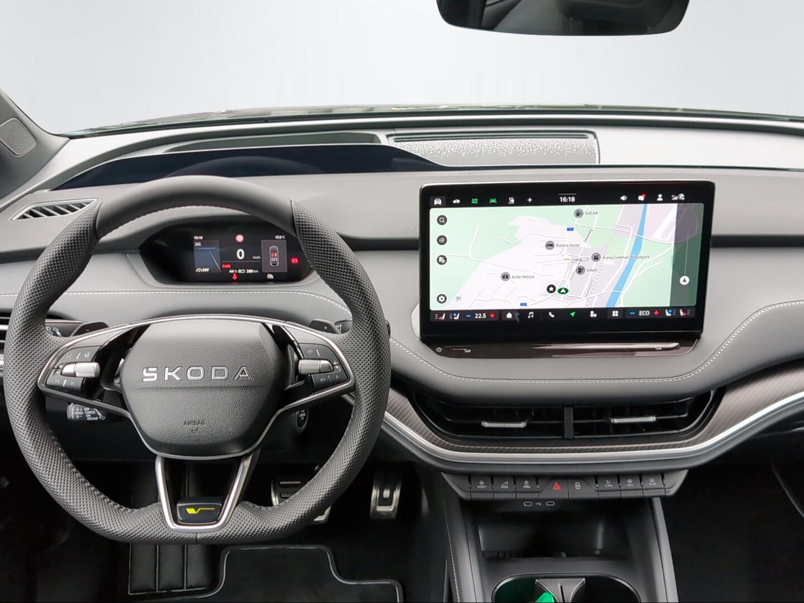 SKODA Enyaq RS 4x4-image-9