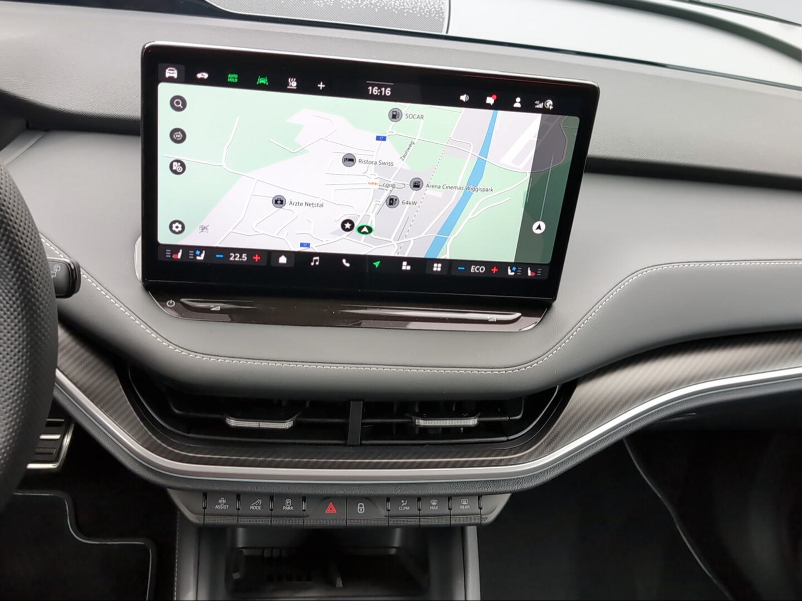 SKODA Enyaq RS 4x4-image-7