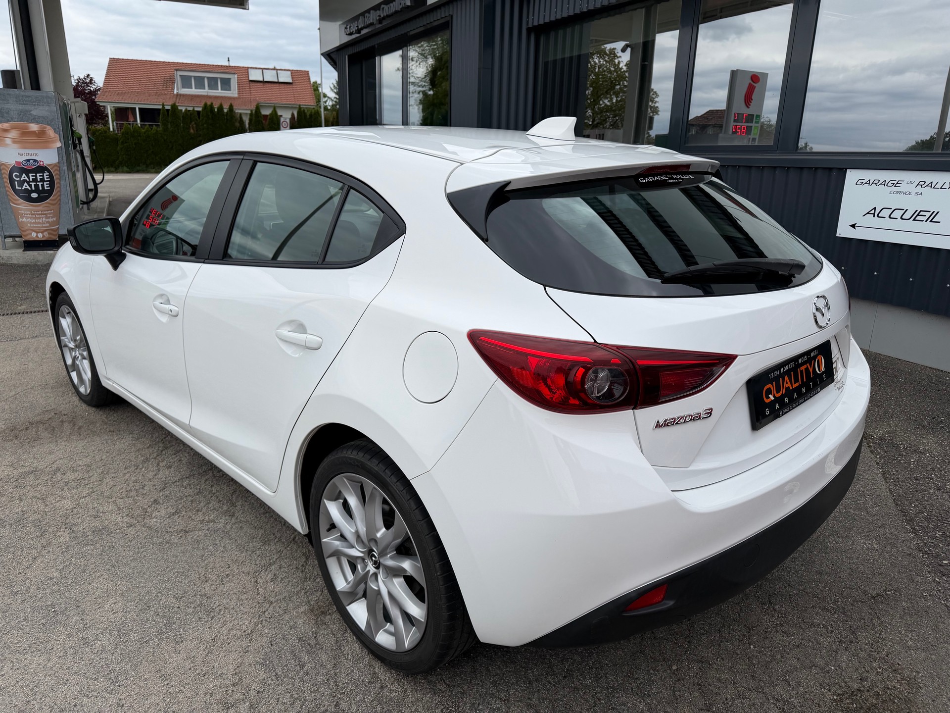 MAZDA 3 1.5 16V Challenge-image-2