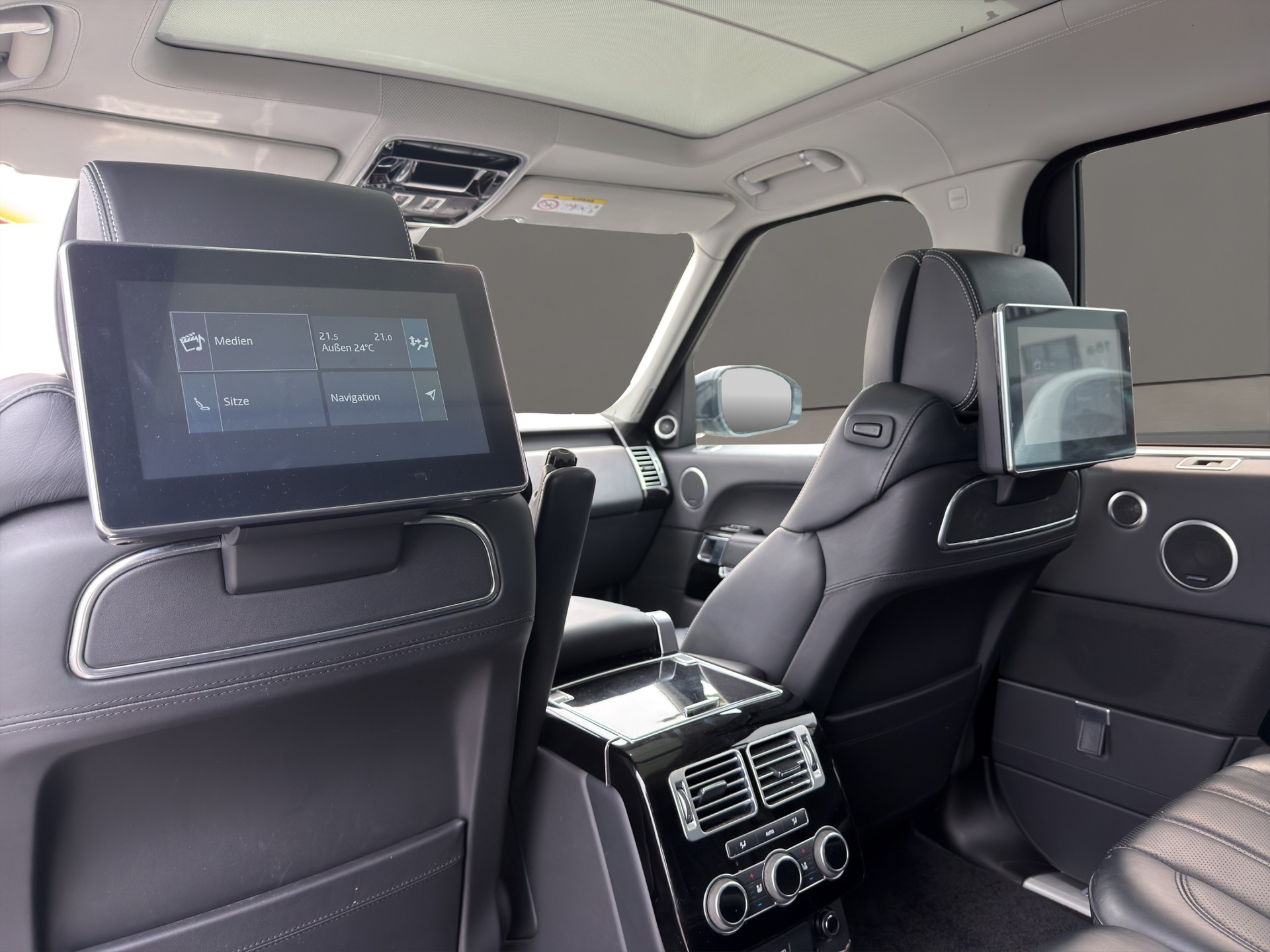LAND ROVER Range Rover 3.0 SDV6 Hybrid Autobiography Aut.-image-13