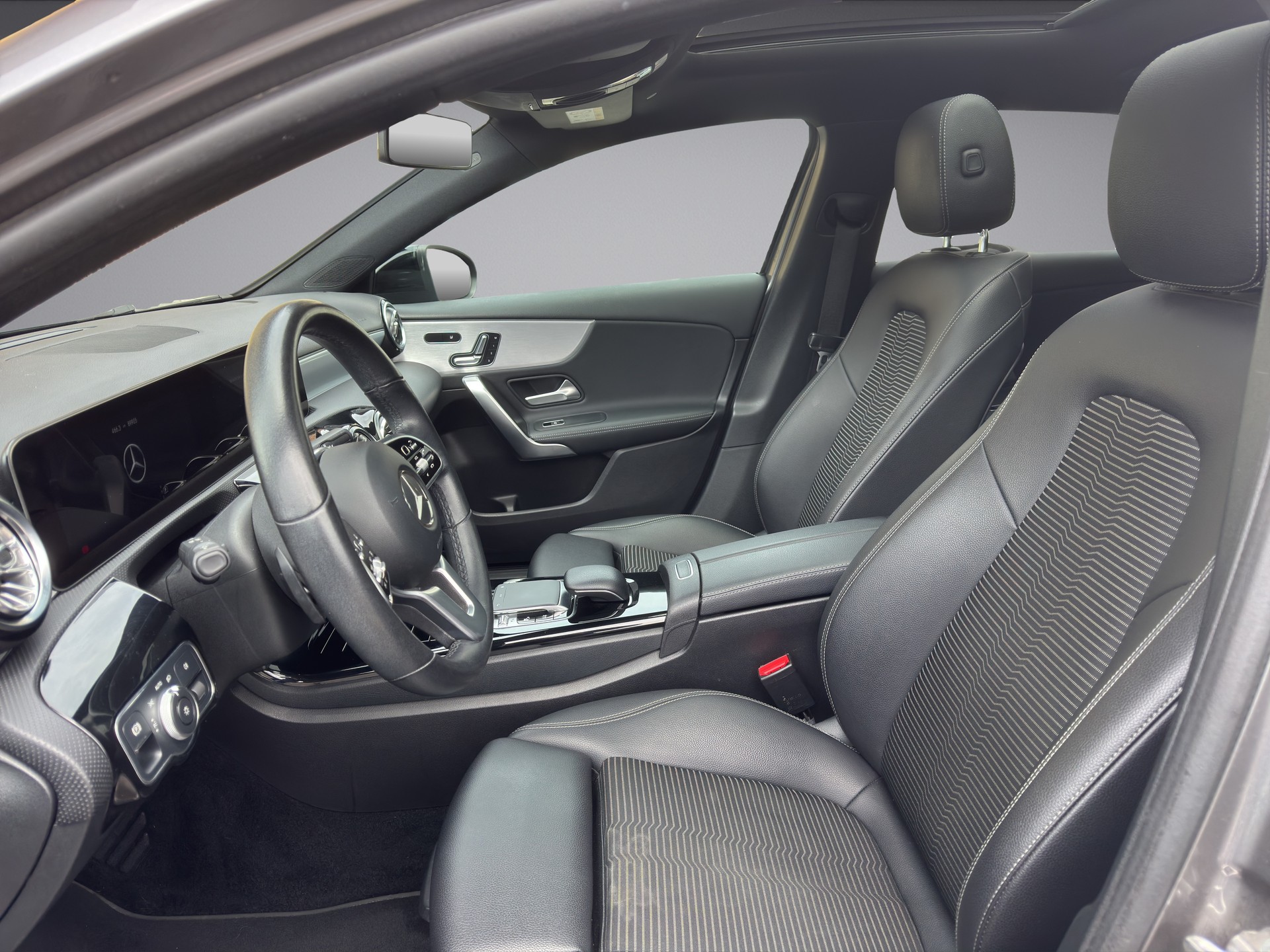 MERCEDES-BENZ A 180 Progressive-image-6