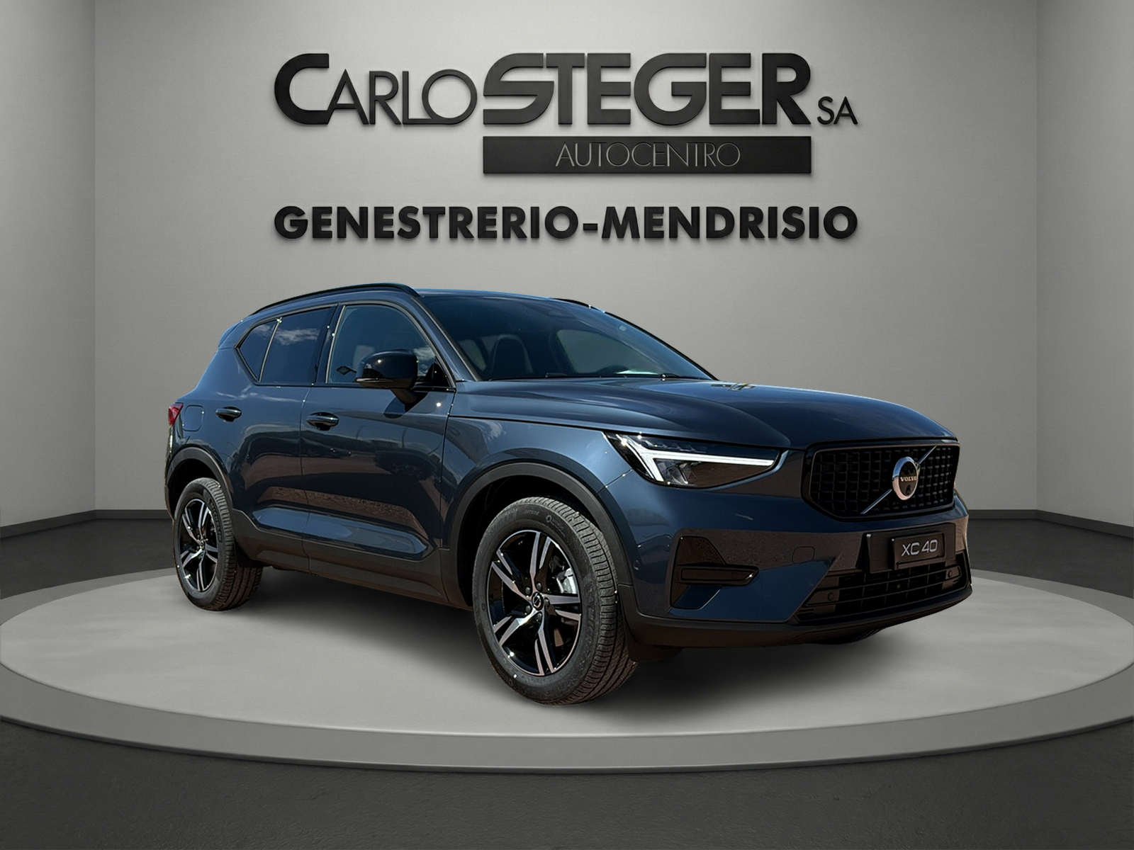 VOLVO XC40 B3 Benzin Mild Hybrid Plus Dark DCT-image-13