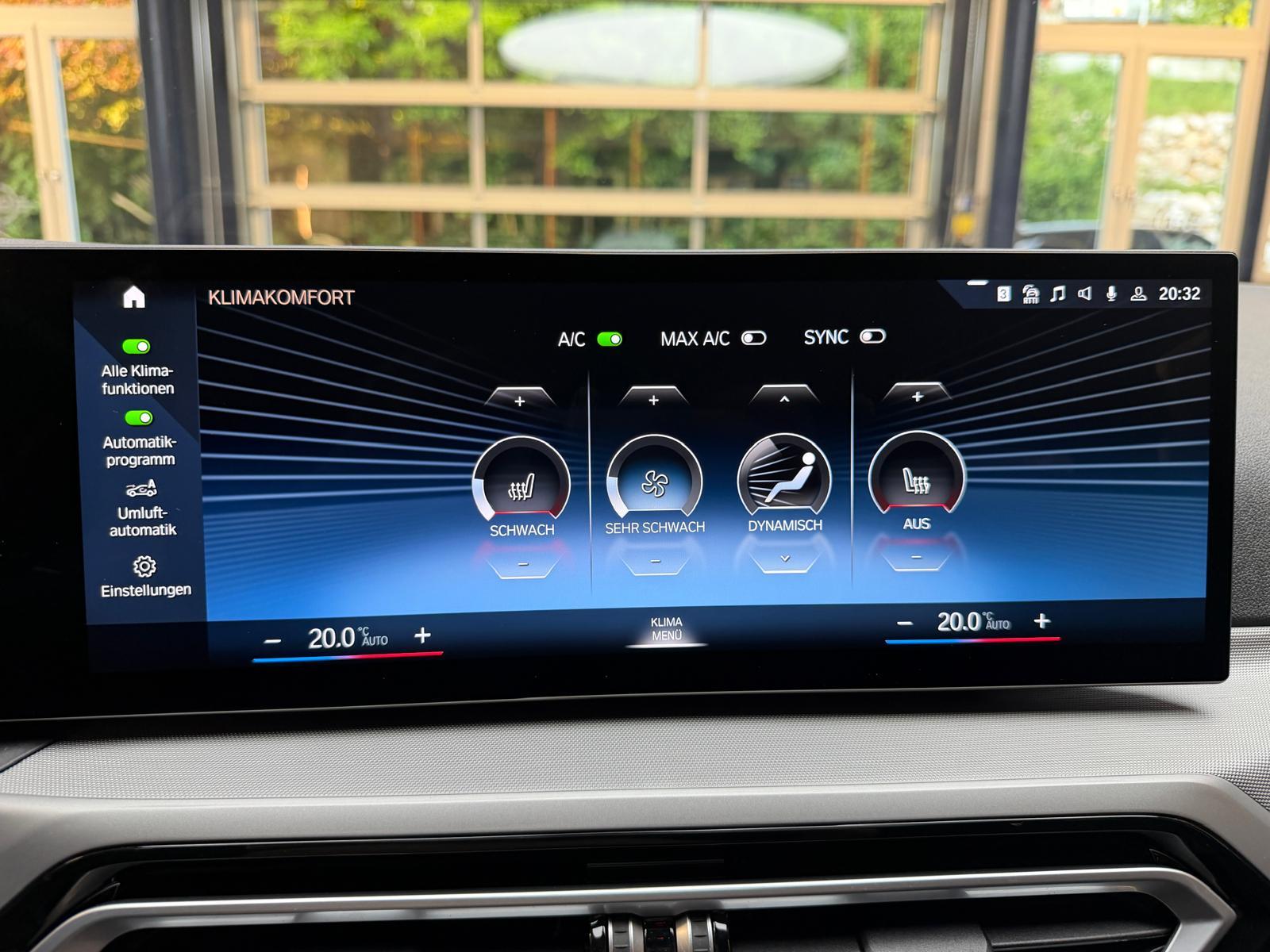 BMW 320d SAG Touring-image-25