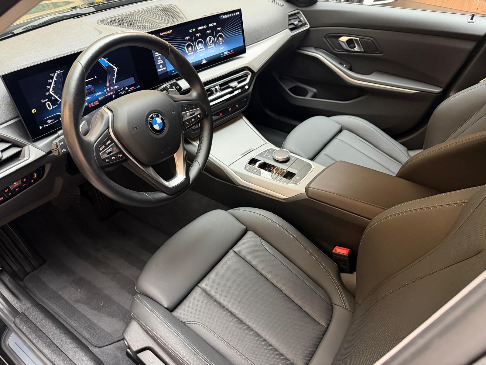BMW 320d SAG Touring-image-13