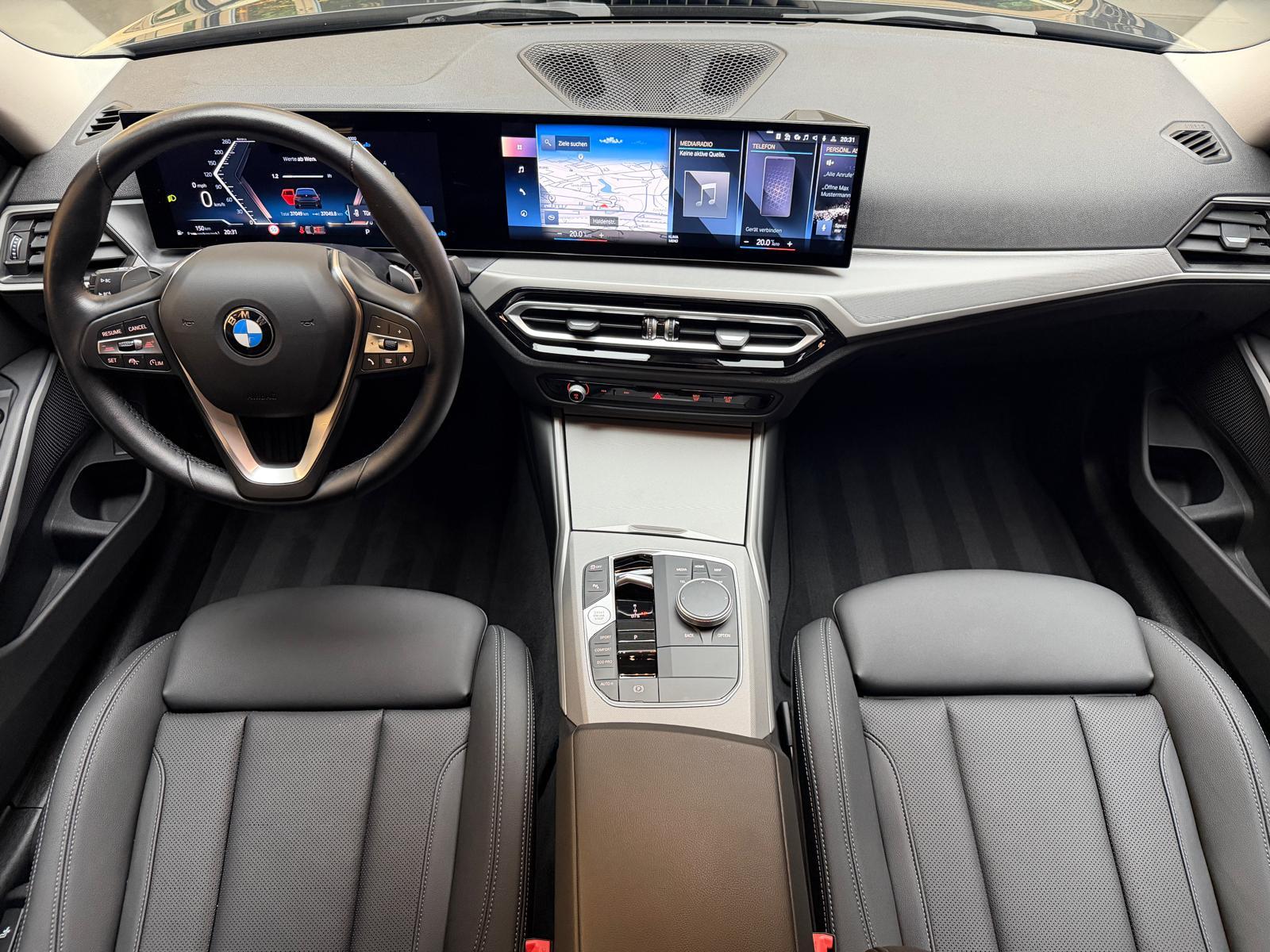 BMW 320d SAG Touring-image-11