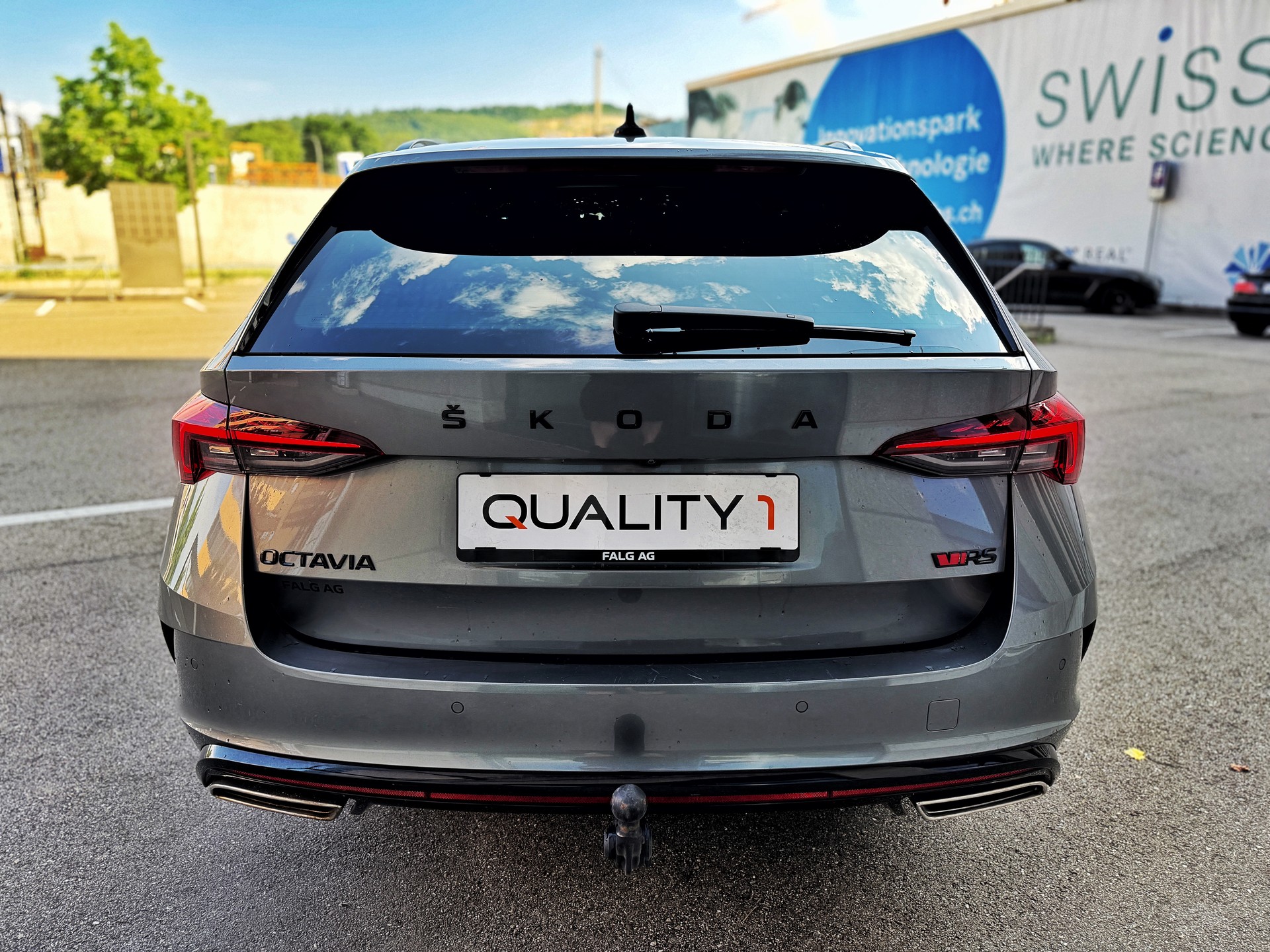 SKODA Octavia Combi 2.0 TDI DSG RS 4x4-showroom-element-3