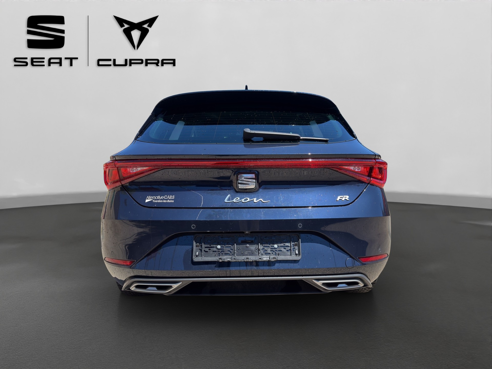 SEAT Leon 1.5 eTSI mHEV DSG Music Edition-image-4