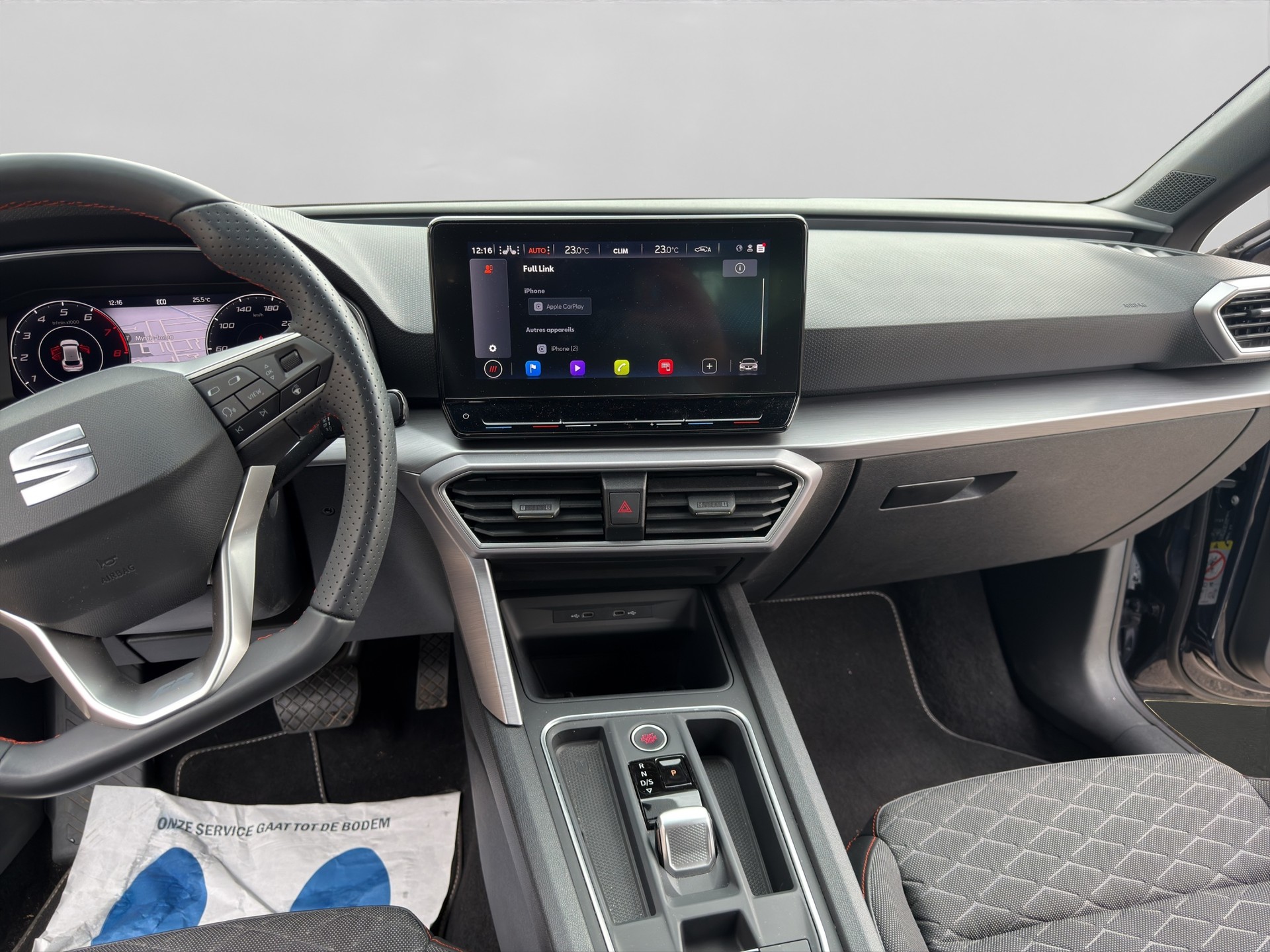 SEAT Leon 1.5 eTSI mHEV DSG Music Edition-image-15