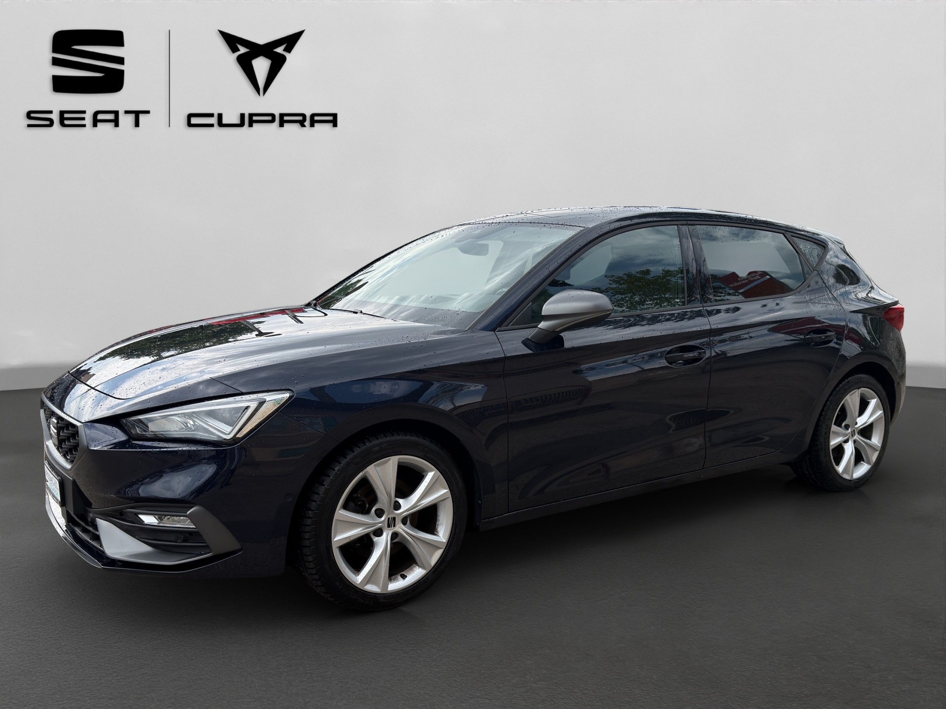 SEAT Leon 1.5 eTSI mHEV DSG Music Edition