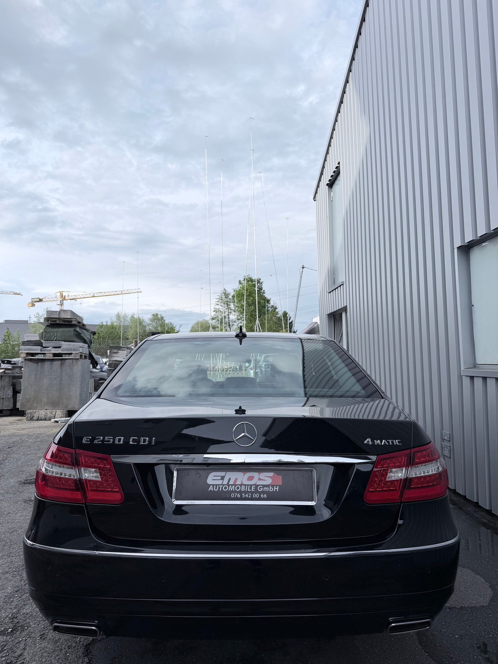 MERCEDES-BENZ E 250 CDI BlueEfficiency Elégance 4Matic 7G-Tronic-image-6